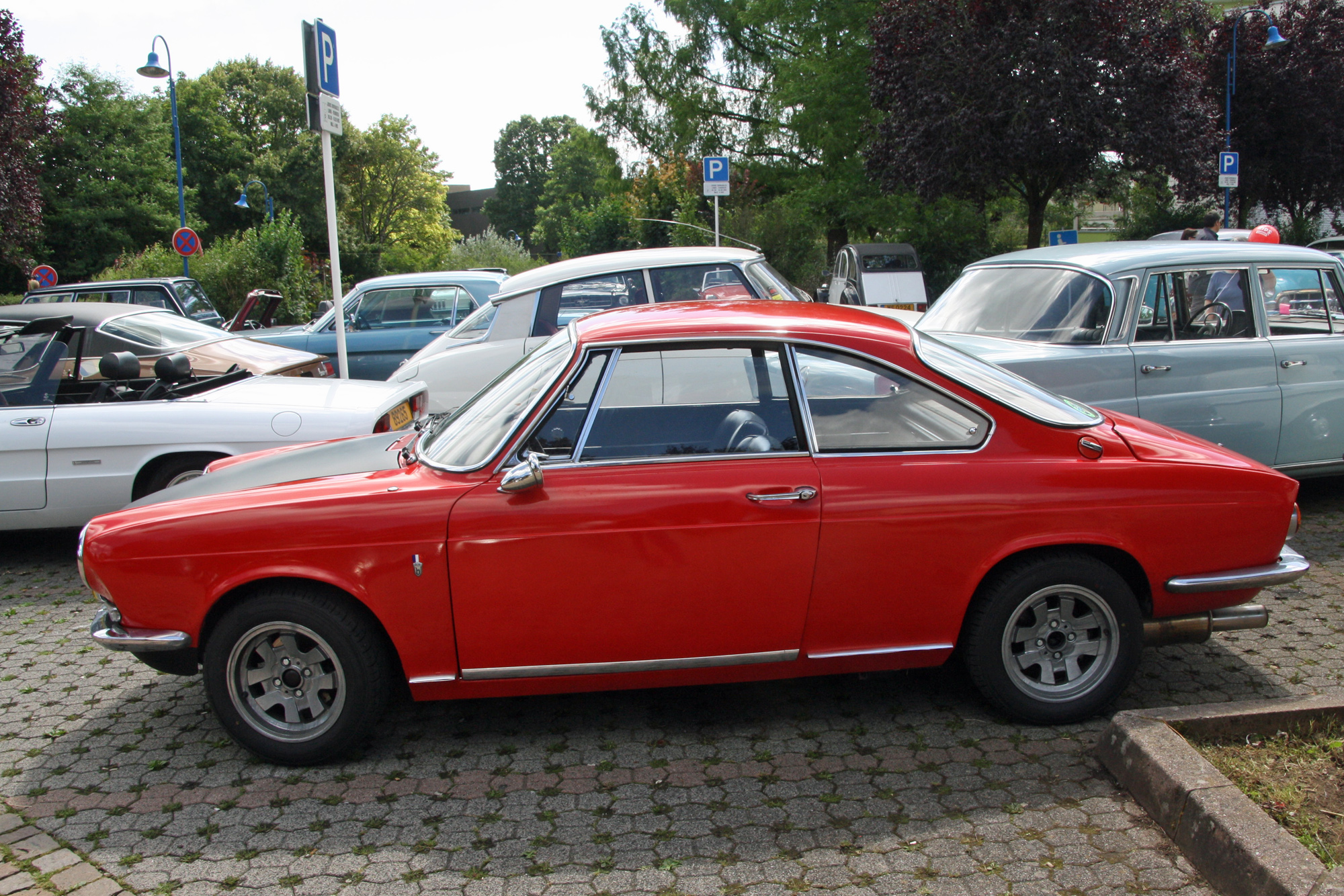 Simca 1000 coupé Bertone