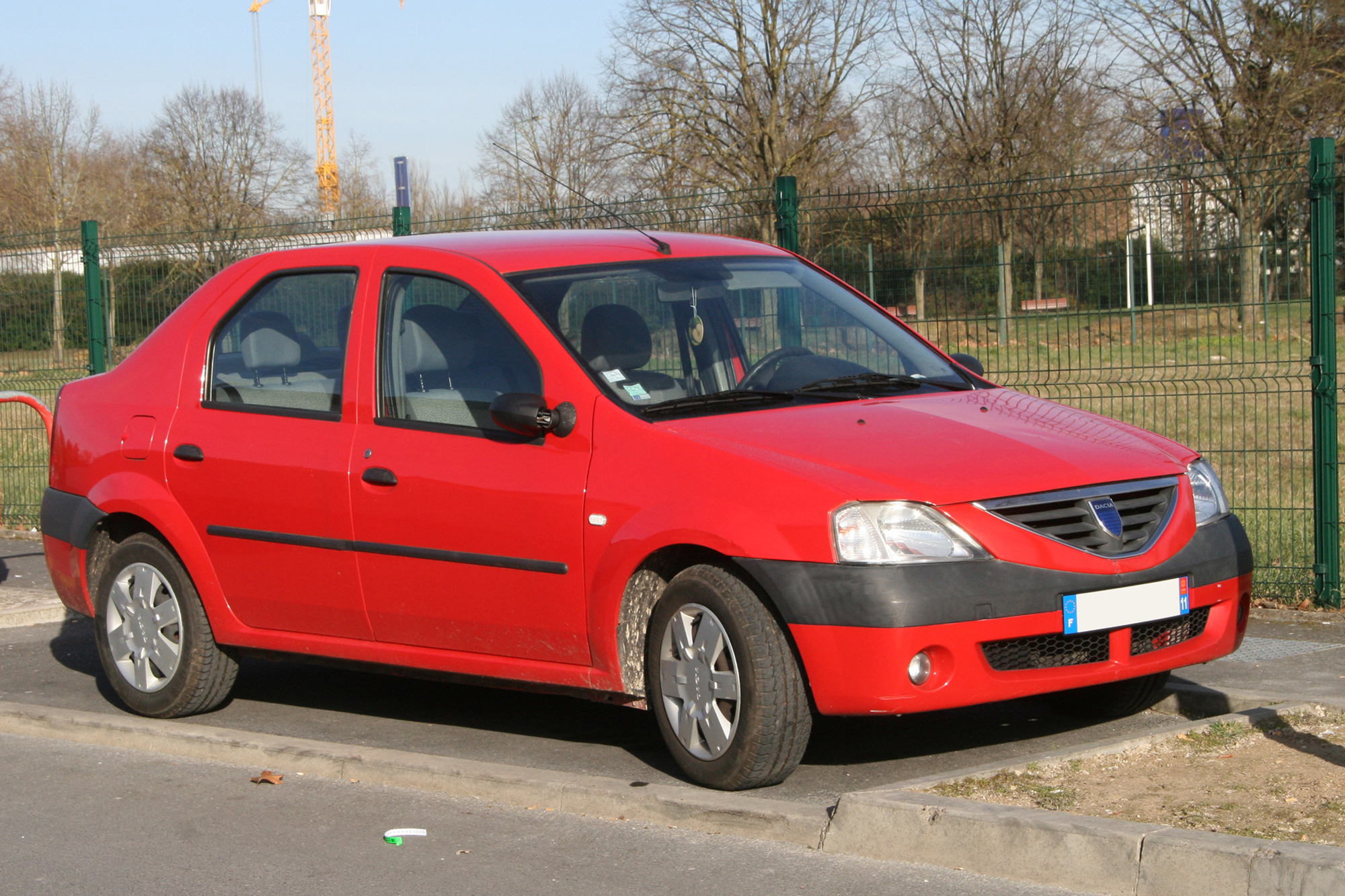 Dacia  Logan 1