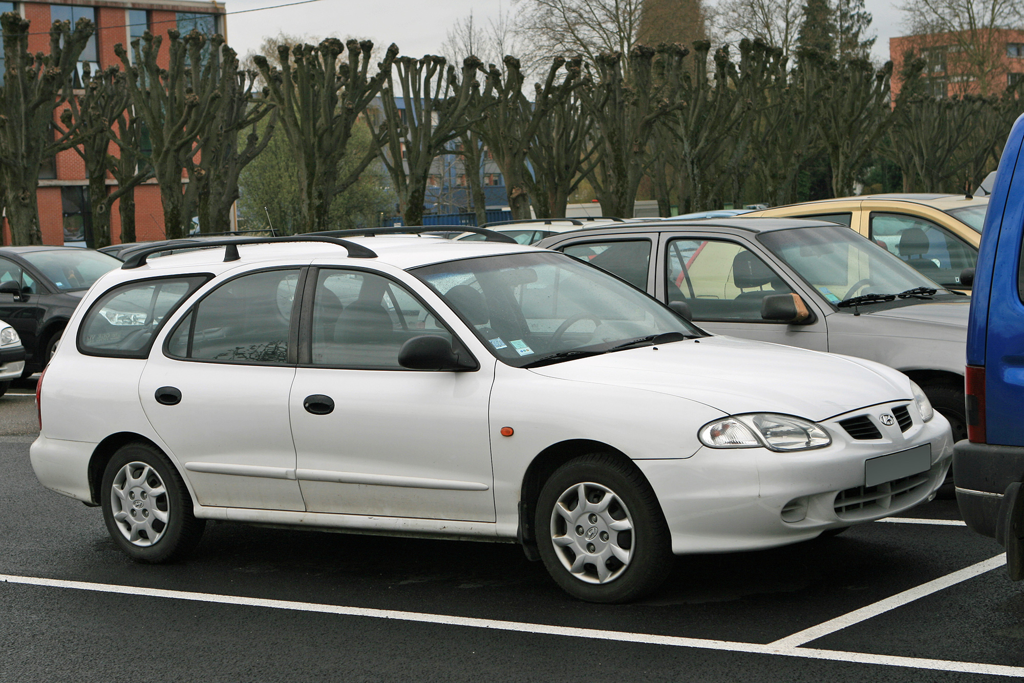 Hyundai Lantra