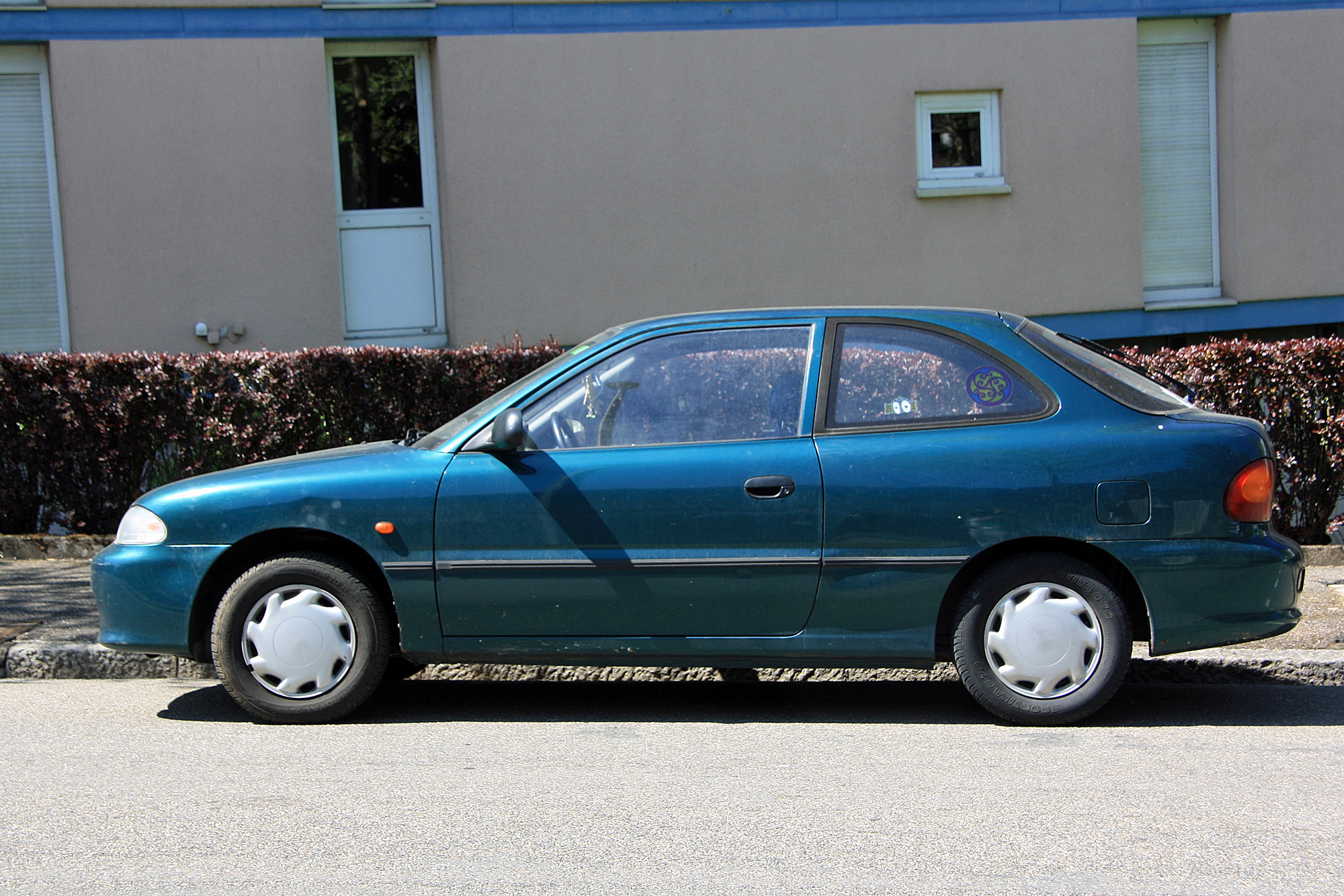 Hyundai Pony 2