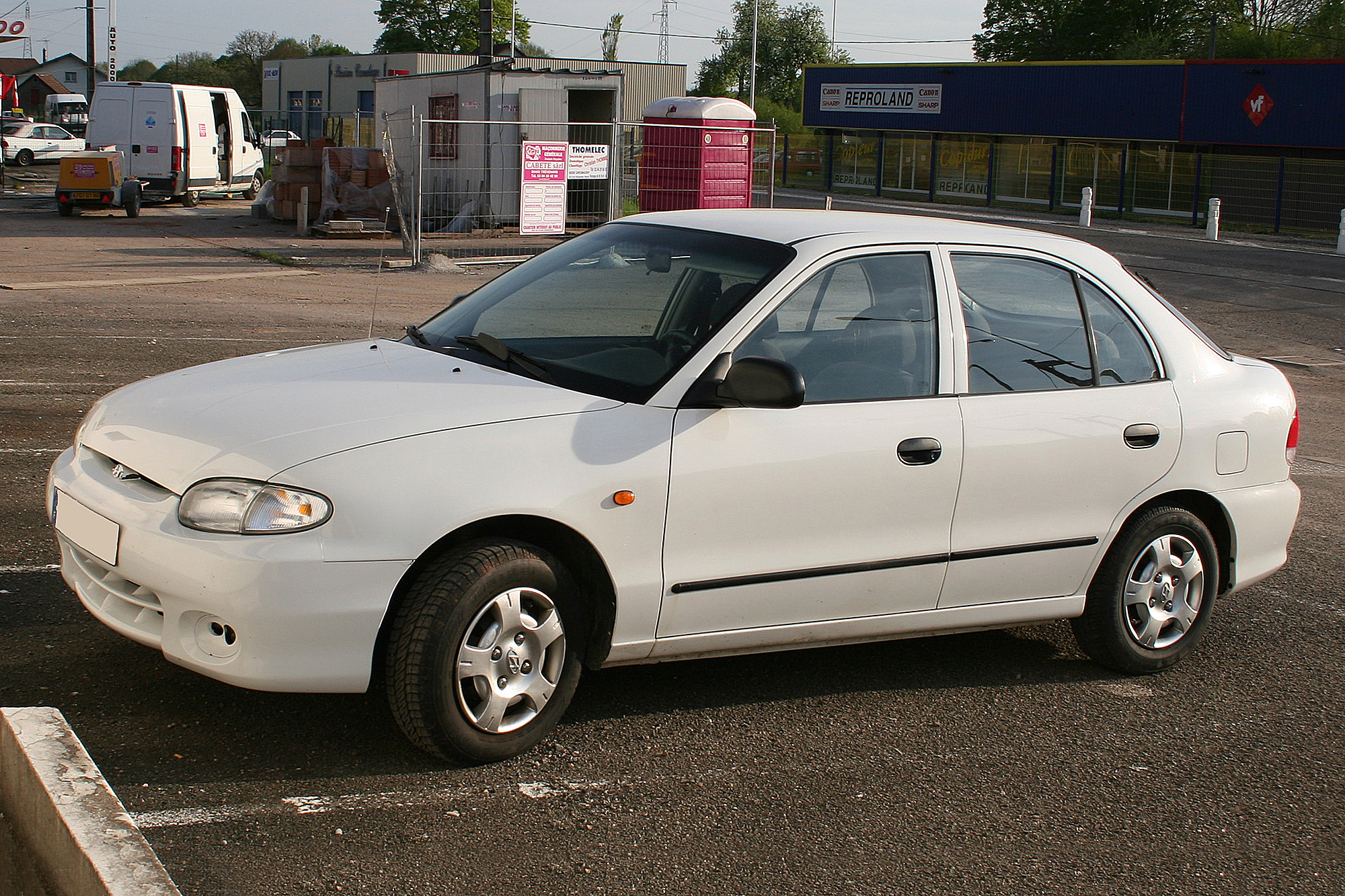 Hyundai Pony 2