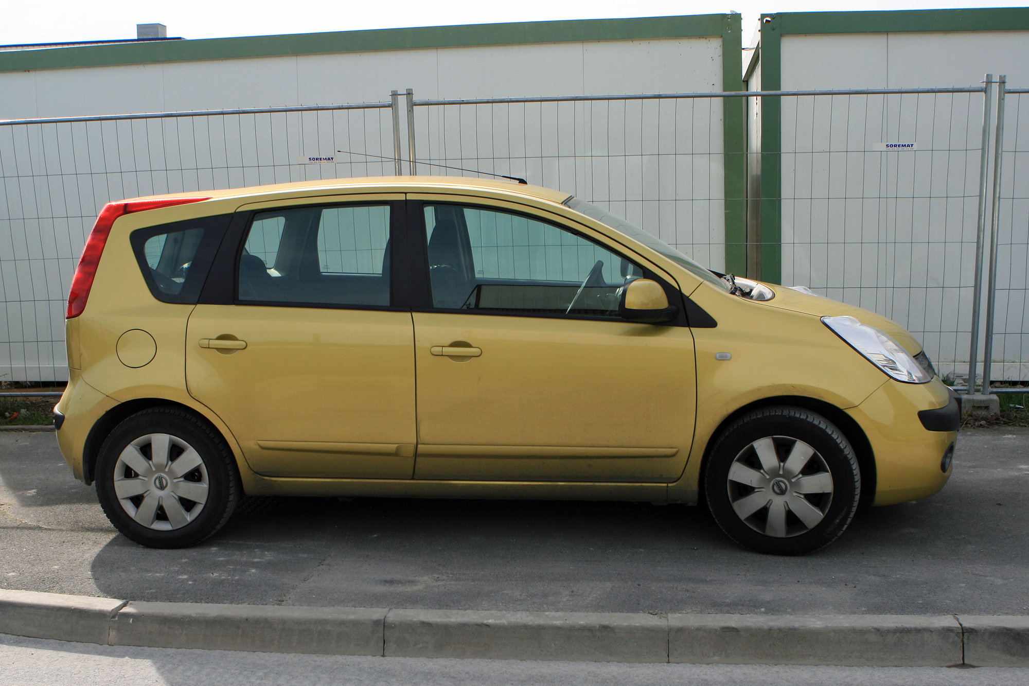 Nissan  Note 1 phase 1