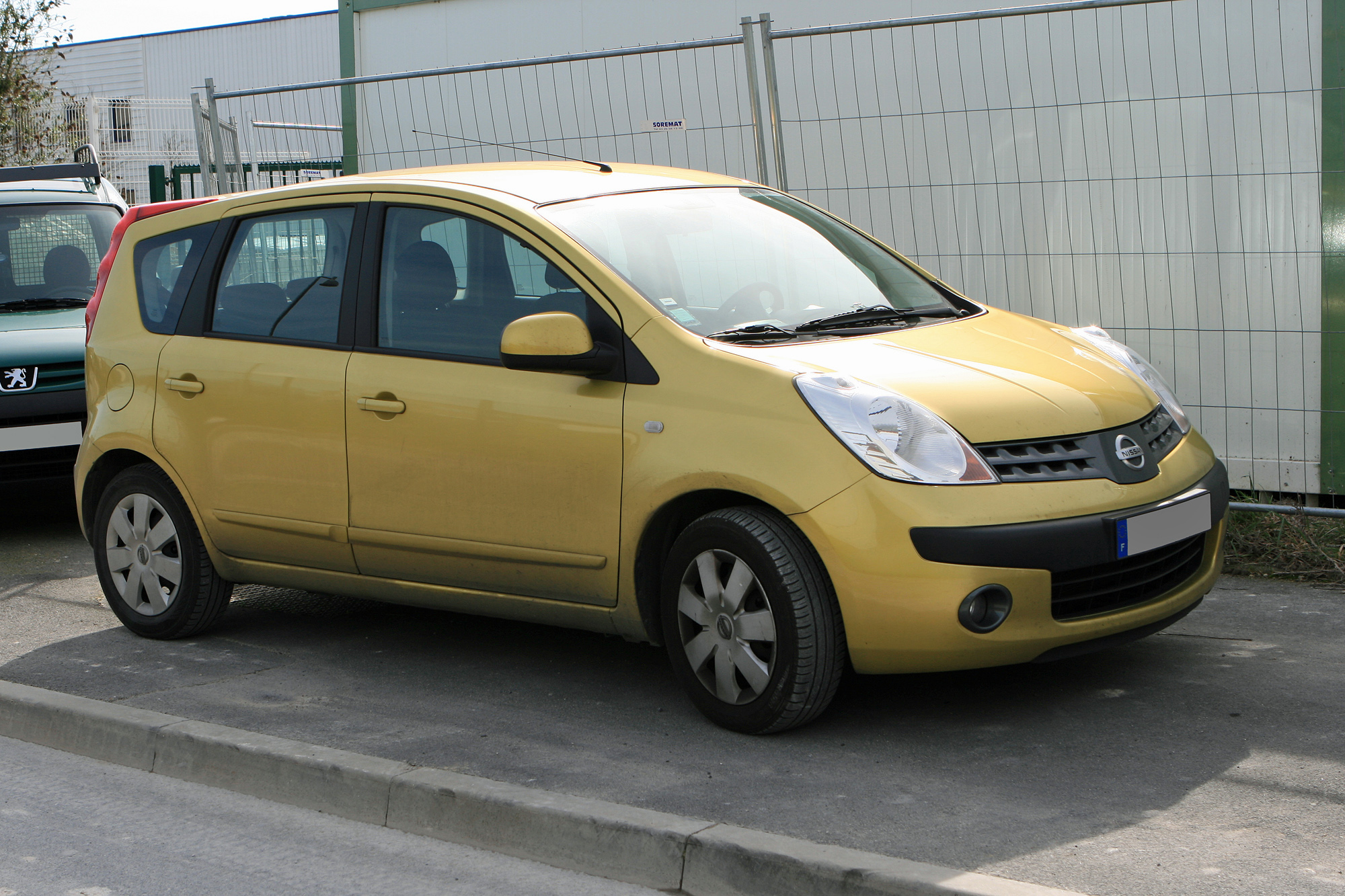 Nissan  Note 1 phase 1