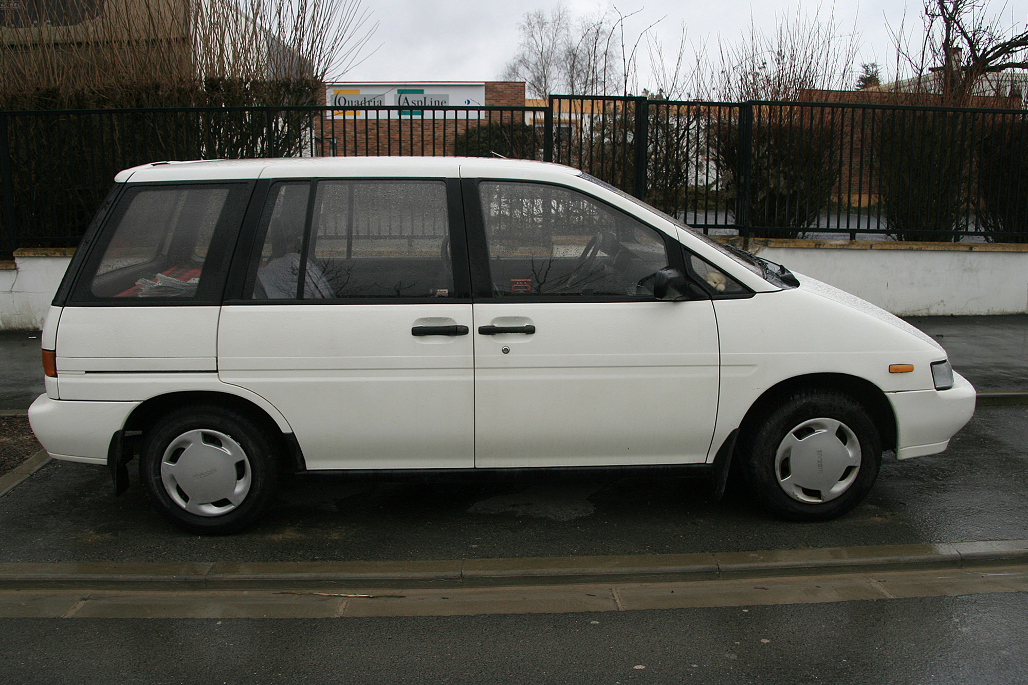 Nissan  Prairie