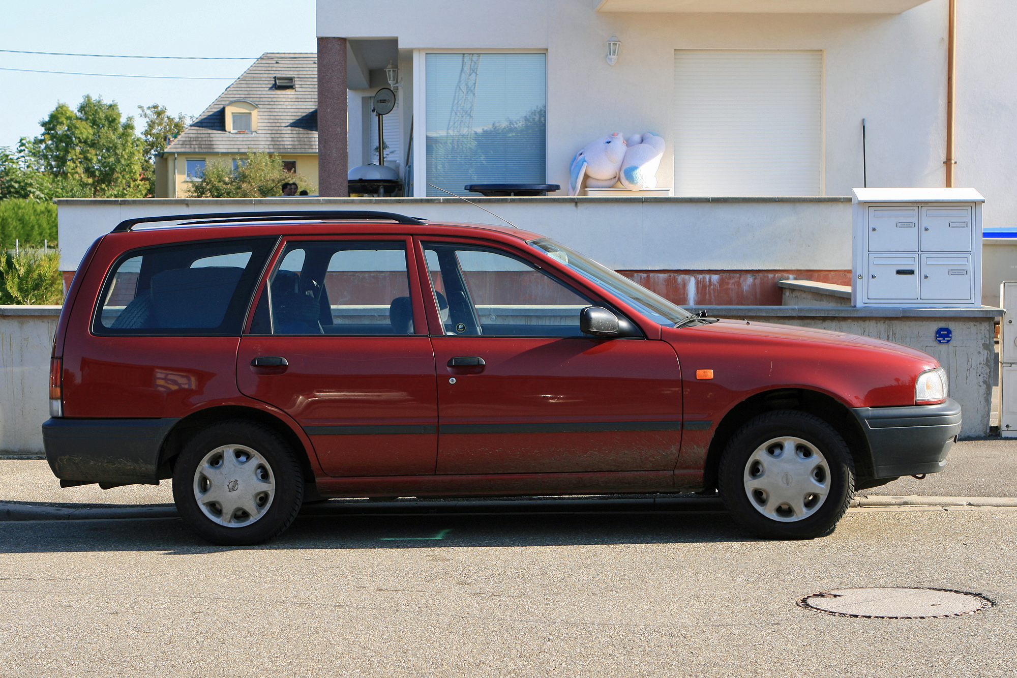 Nissan  Sunny C