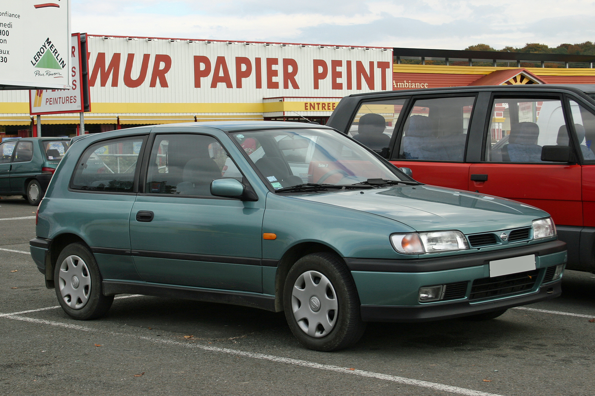 Nissan  Sunny B