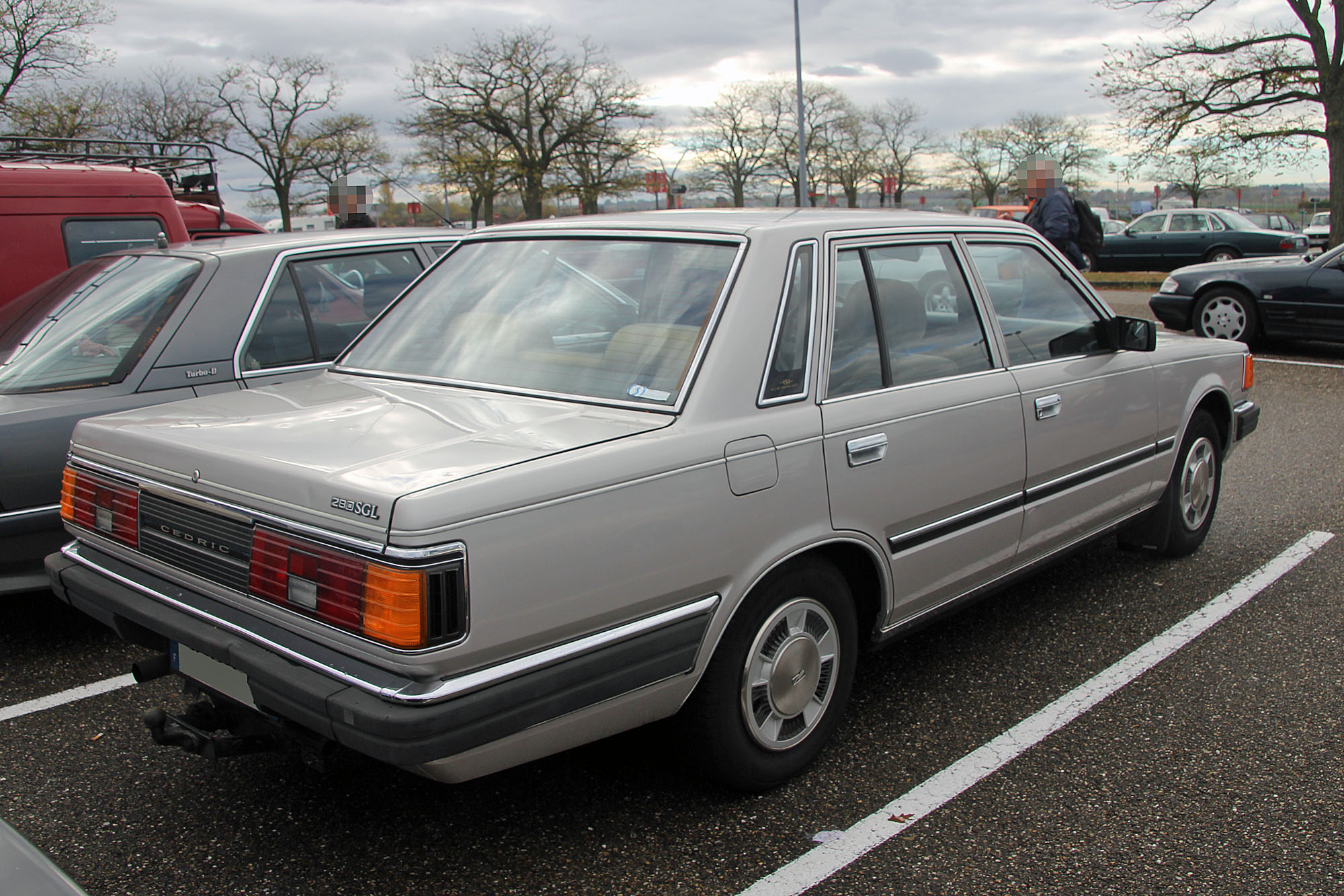 Nissan  Cedric