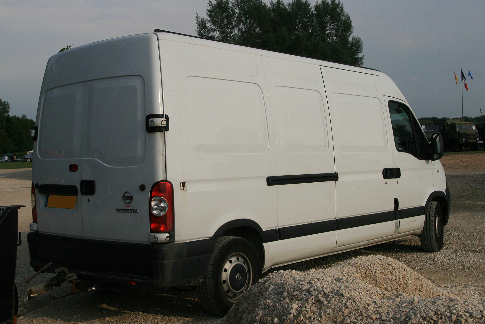 Nissan  Interstar 2