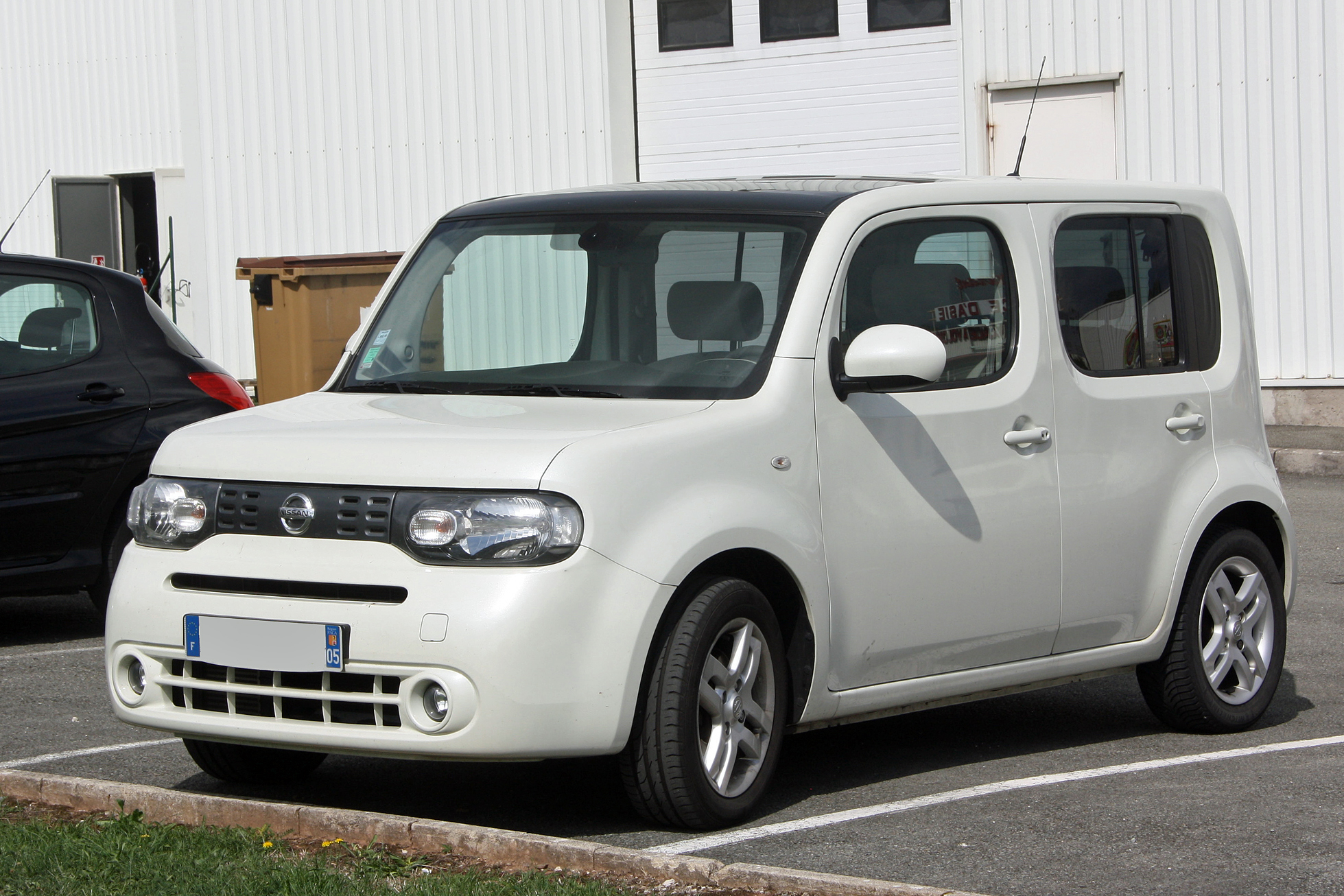 Nissan  Cube