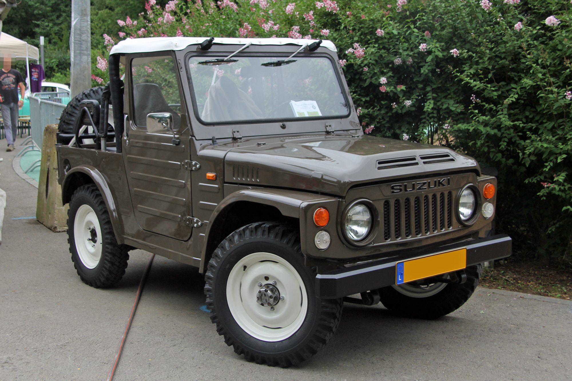 Suzuki  LJ80