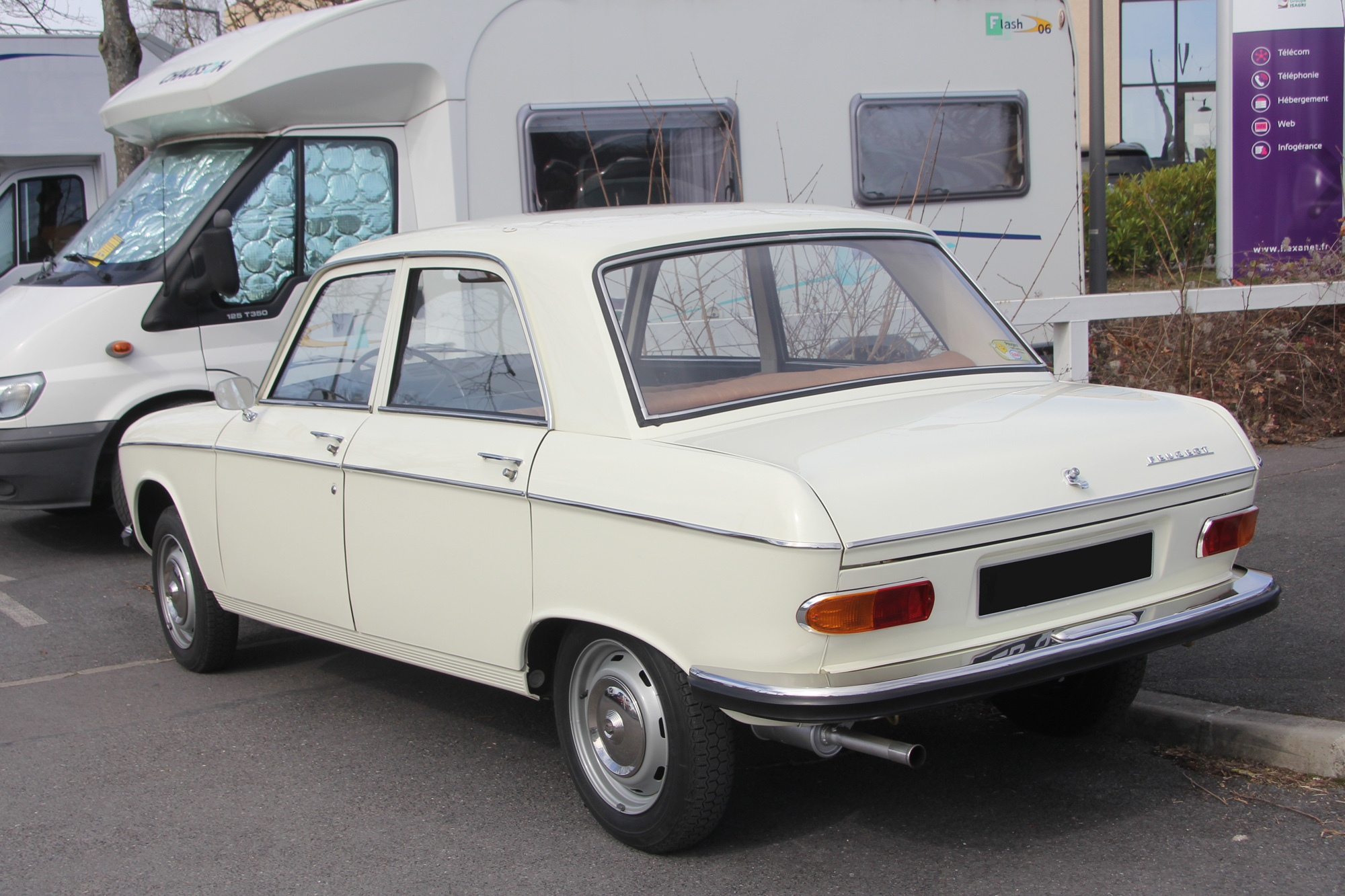 Peugeot 204