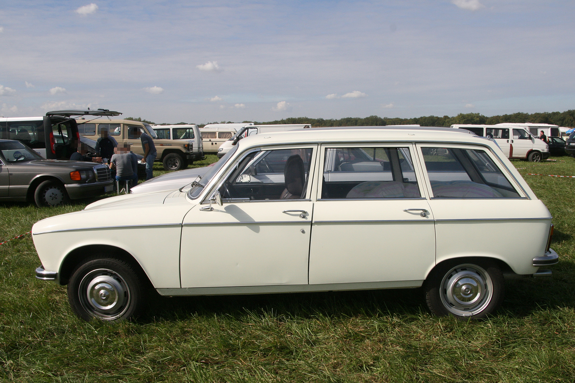 Peugeot 204