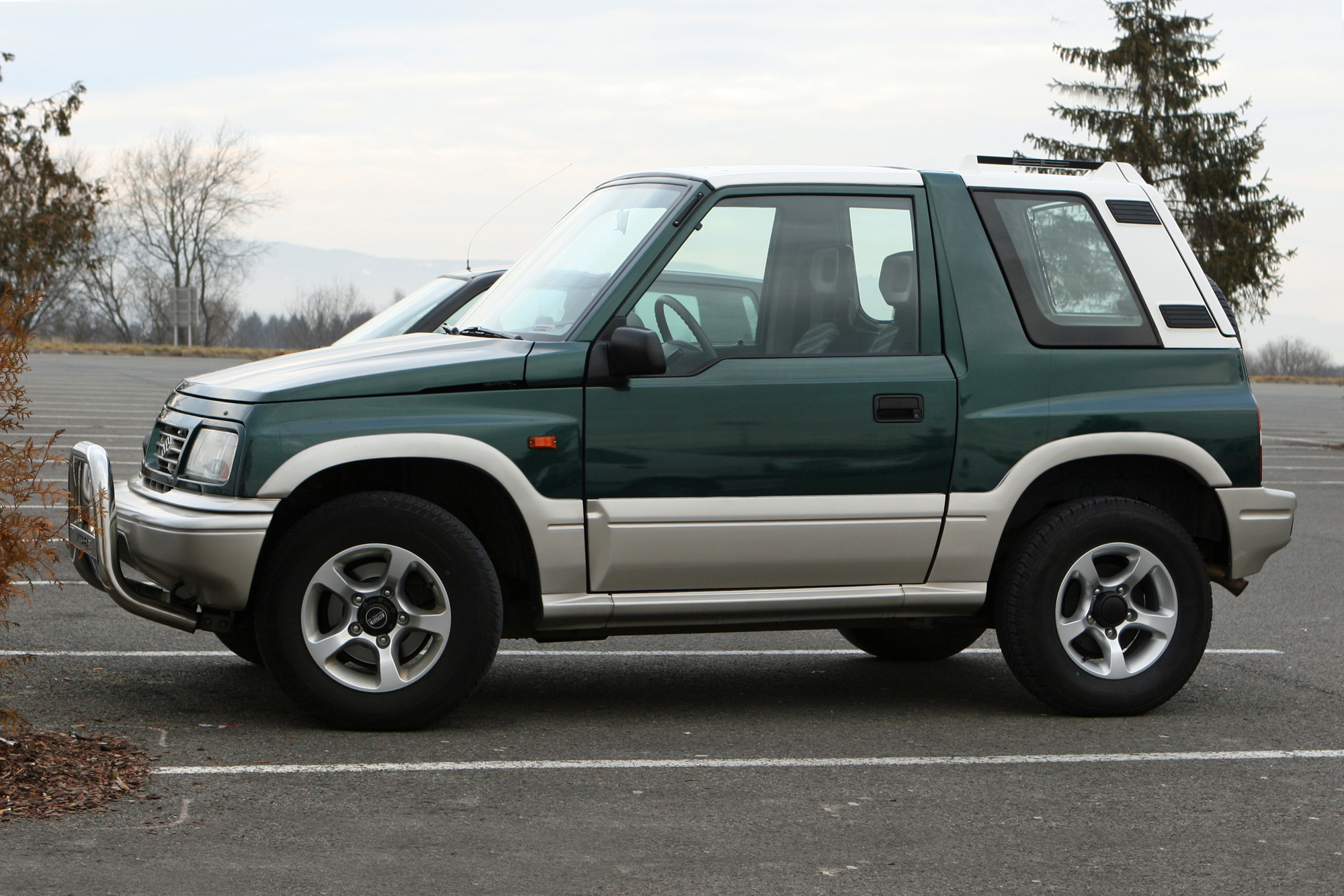 Suzuki  Vitara 2