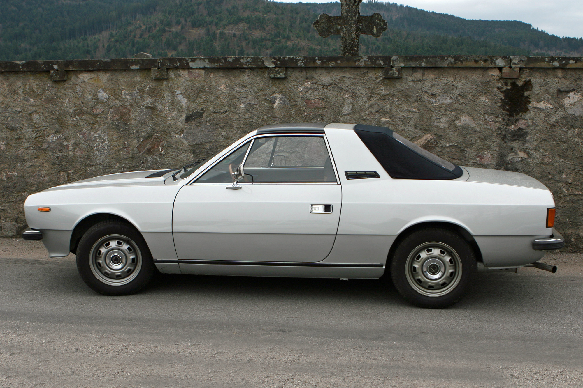 Lancia  Beta spider