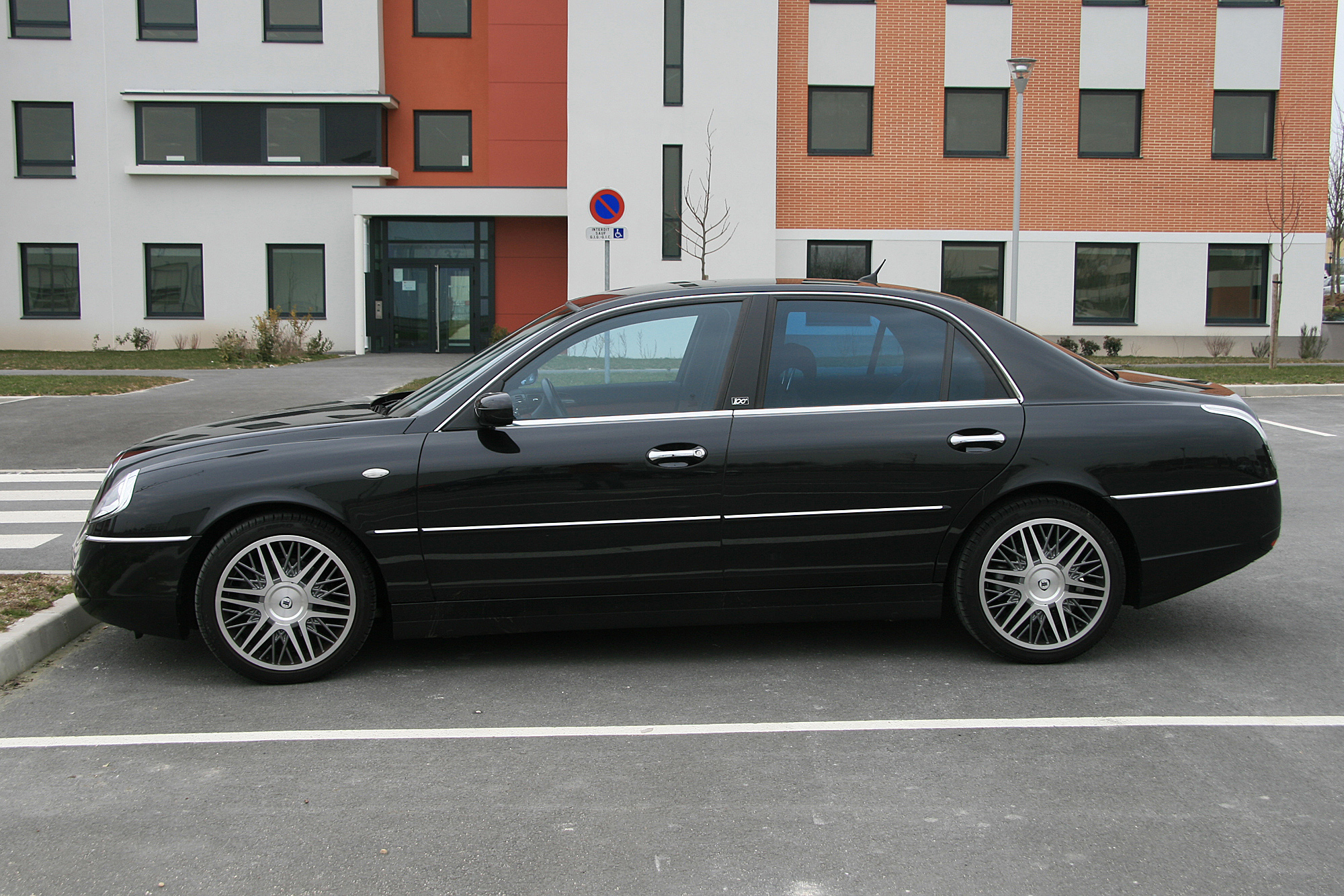 Lancia  Thesis