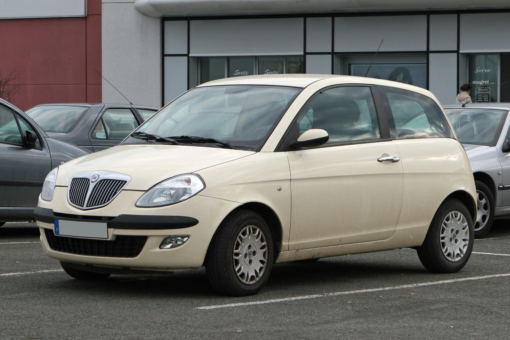 Lancia  Ypsilon