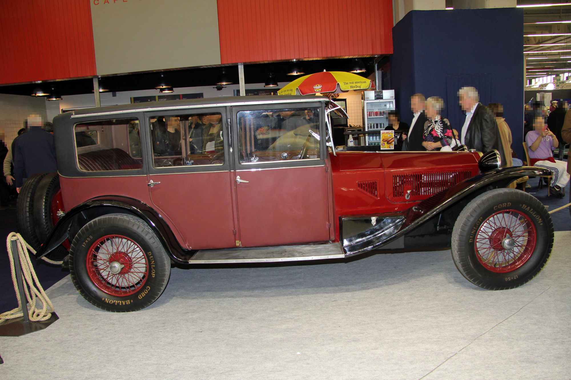 Lancia  Lambda Weymann saloon