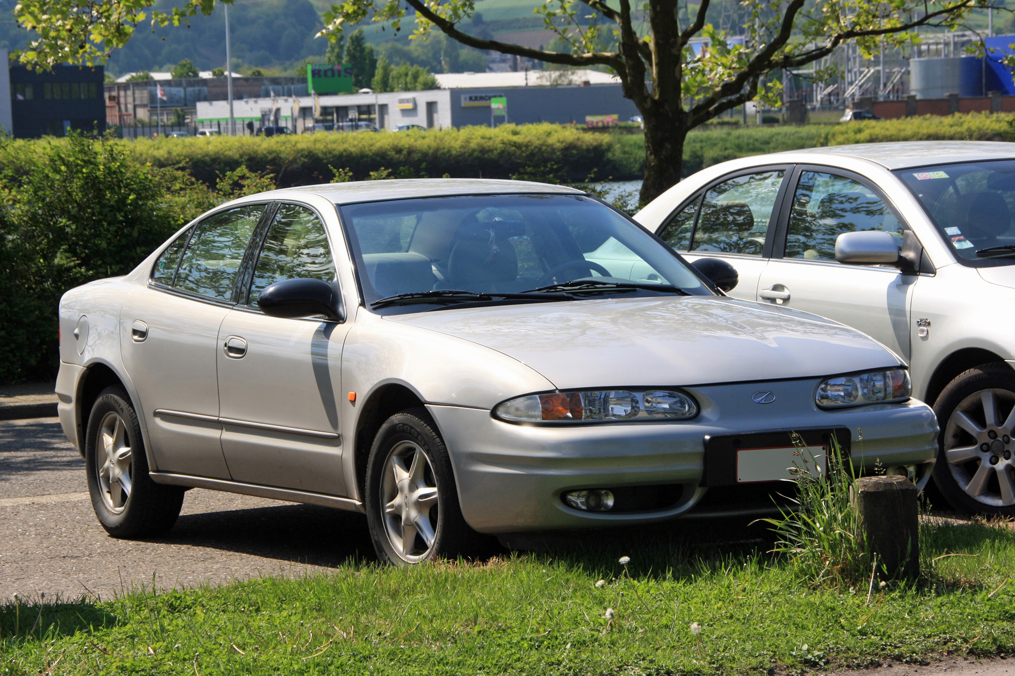 Chevrolet  Alero