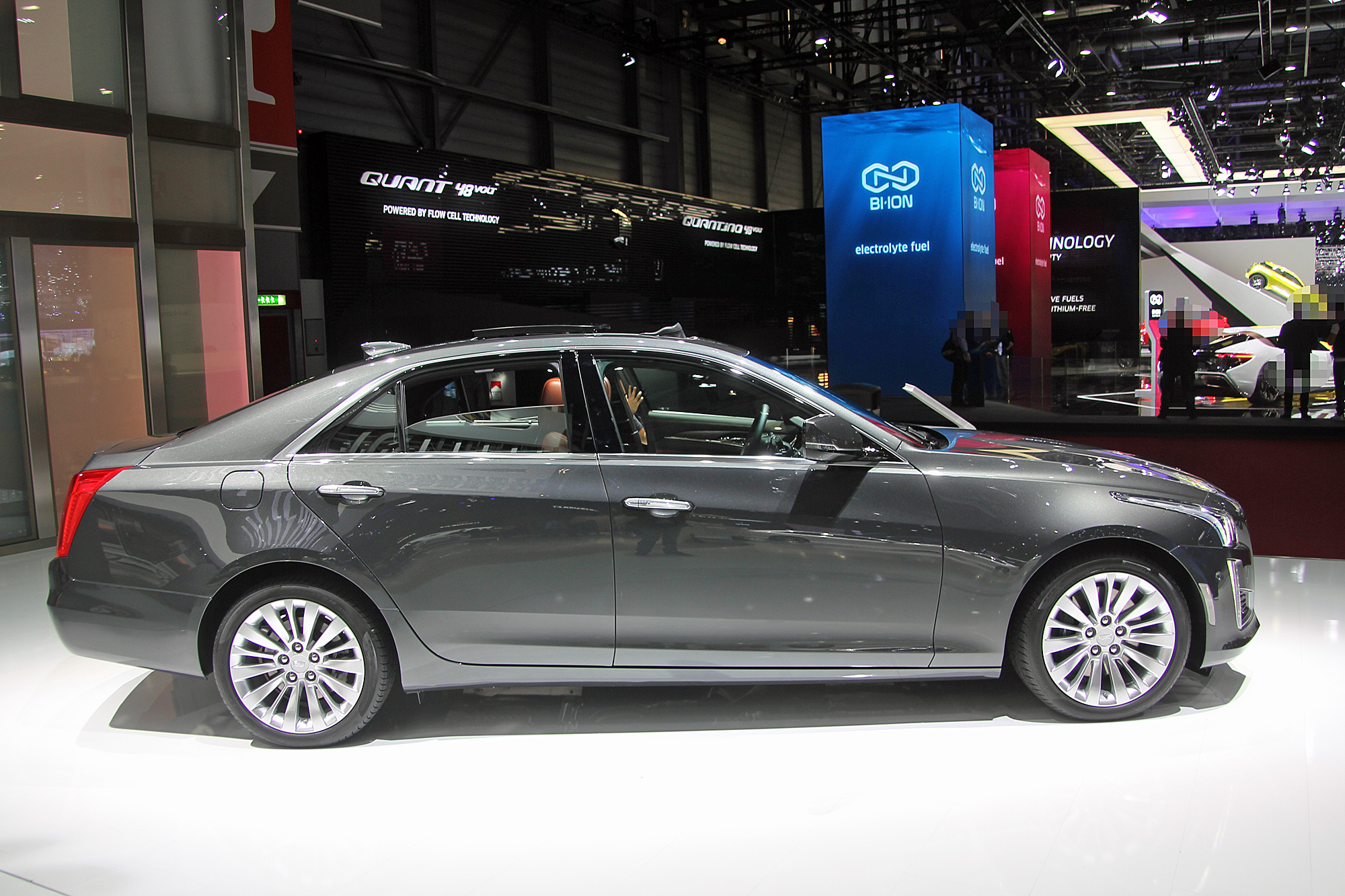 Cadillac CTS 3