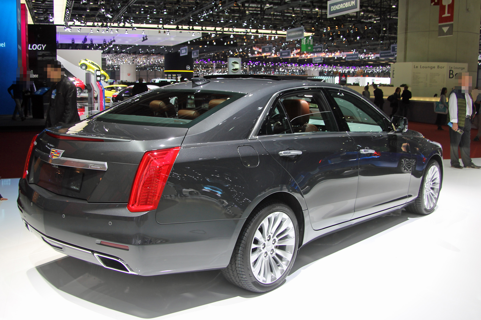 Cadillac CTS 3