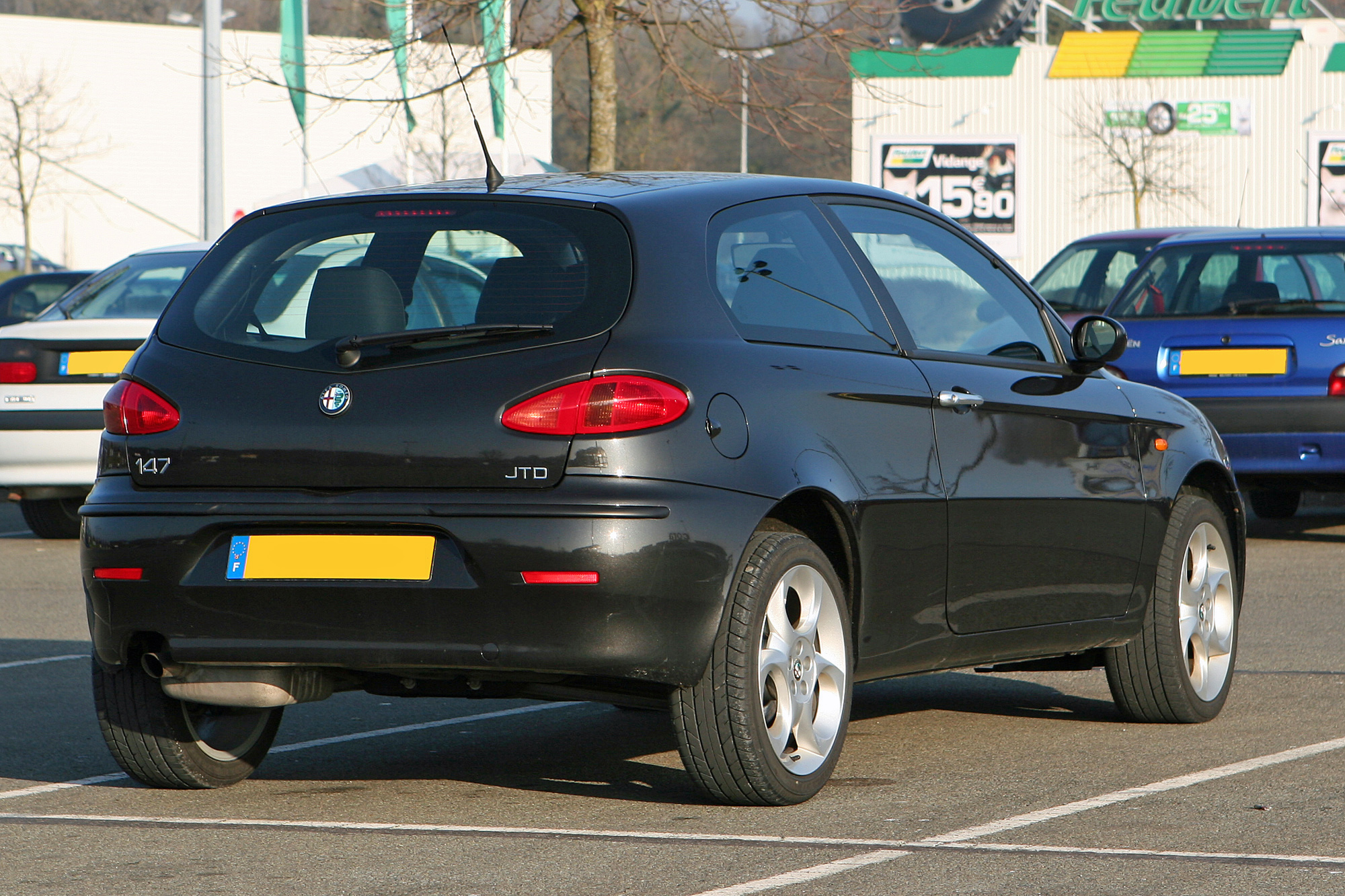 Alfa Romeo  147 1