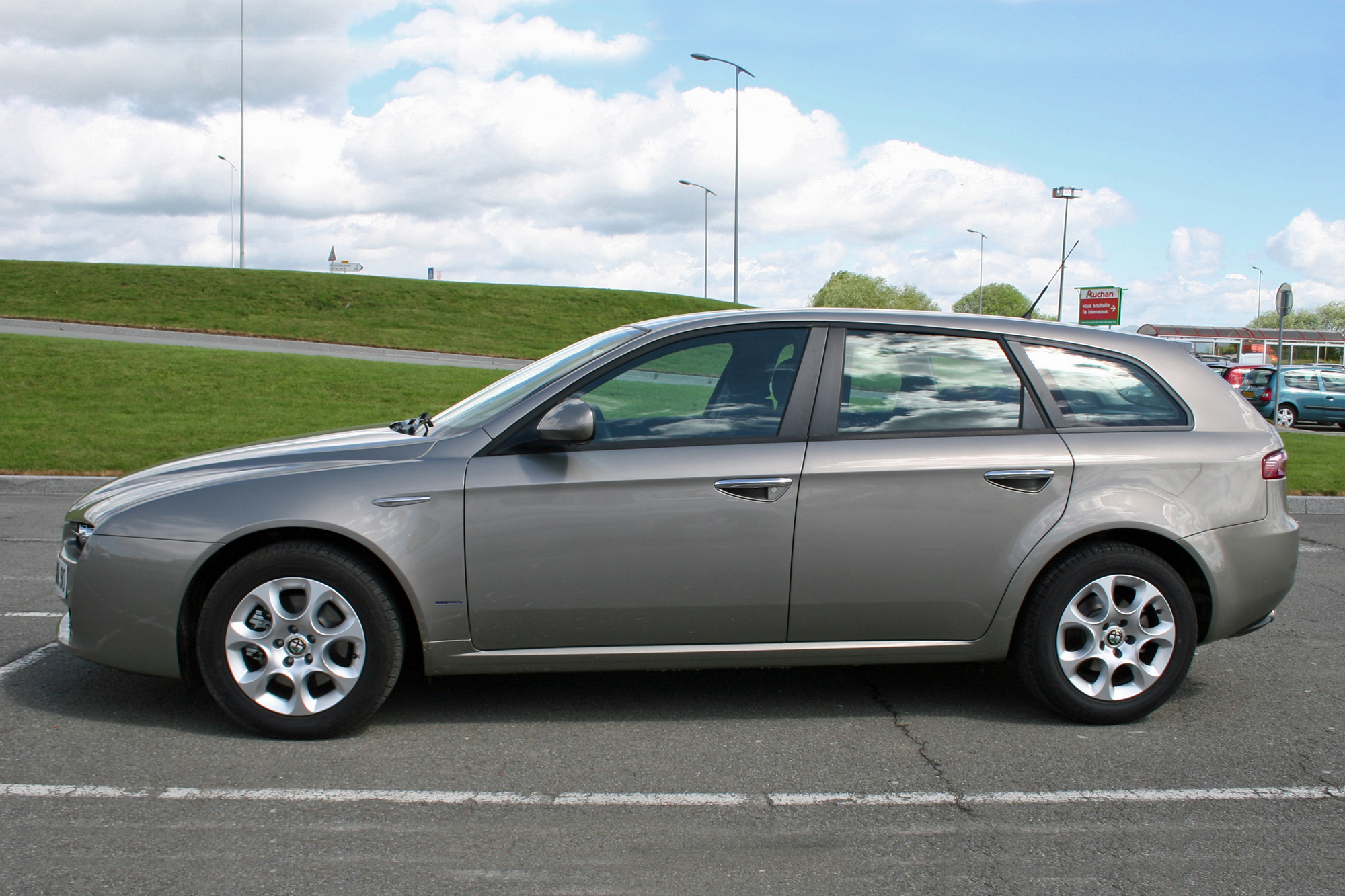 Alfa Romeo  159