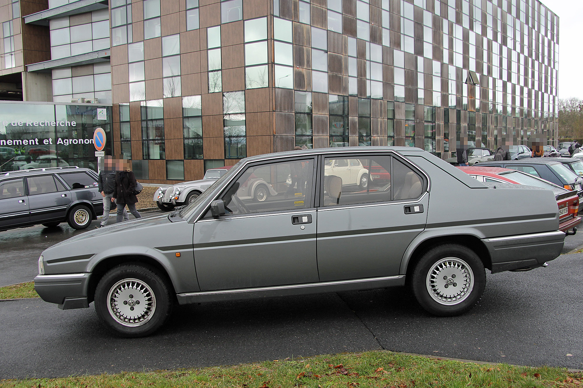 Alfa Romeo  90