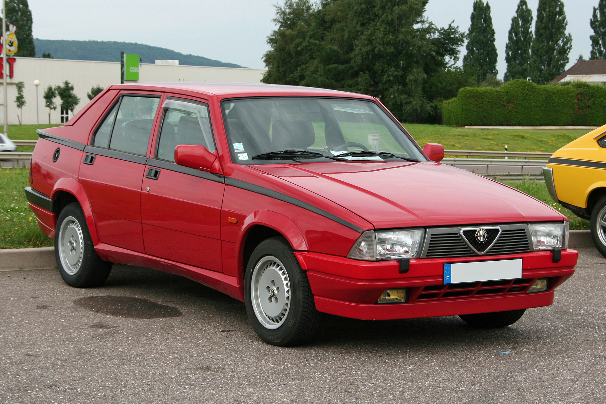 Alfa Romeo  75