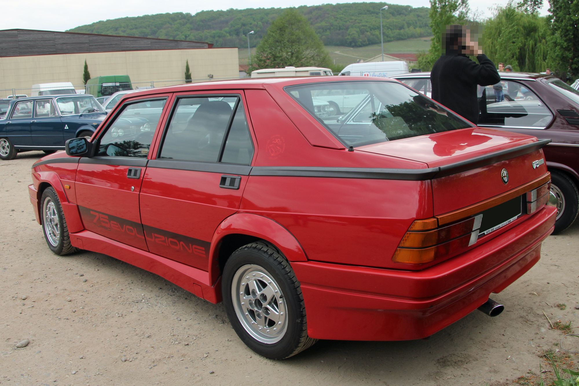 Alfa Romeo  75