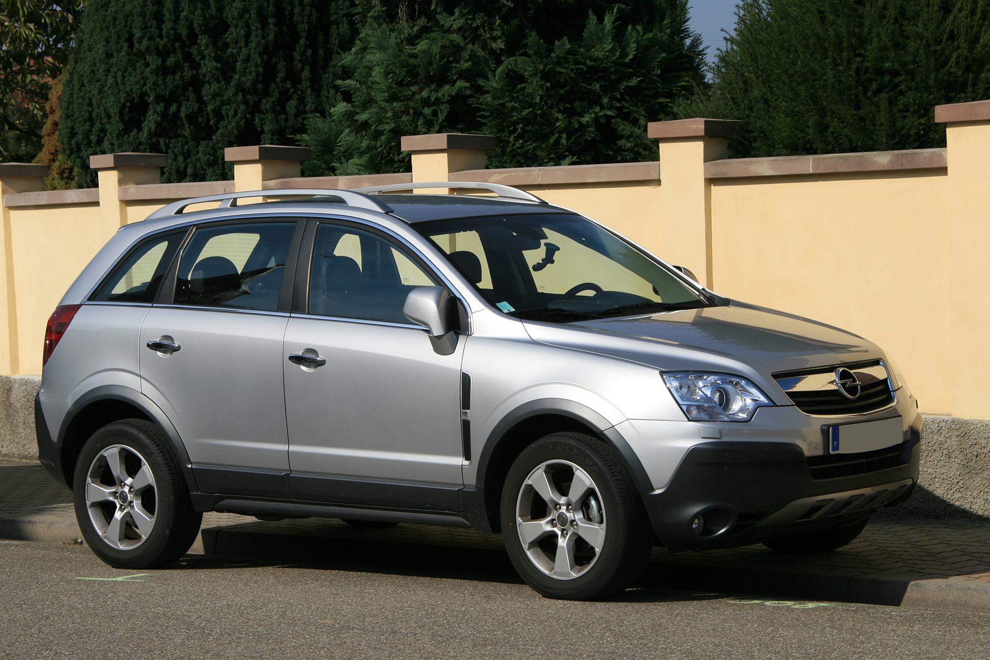 Opel Antara