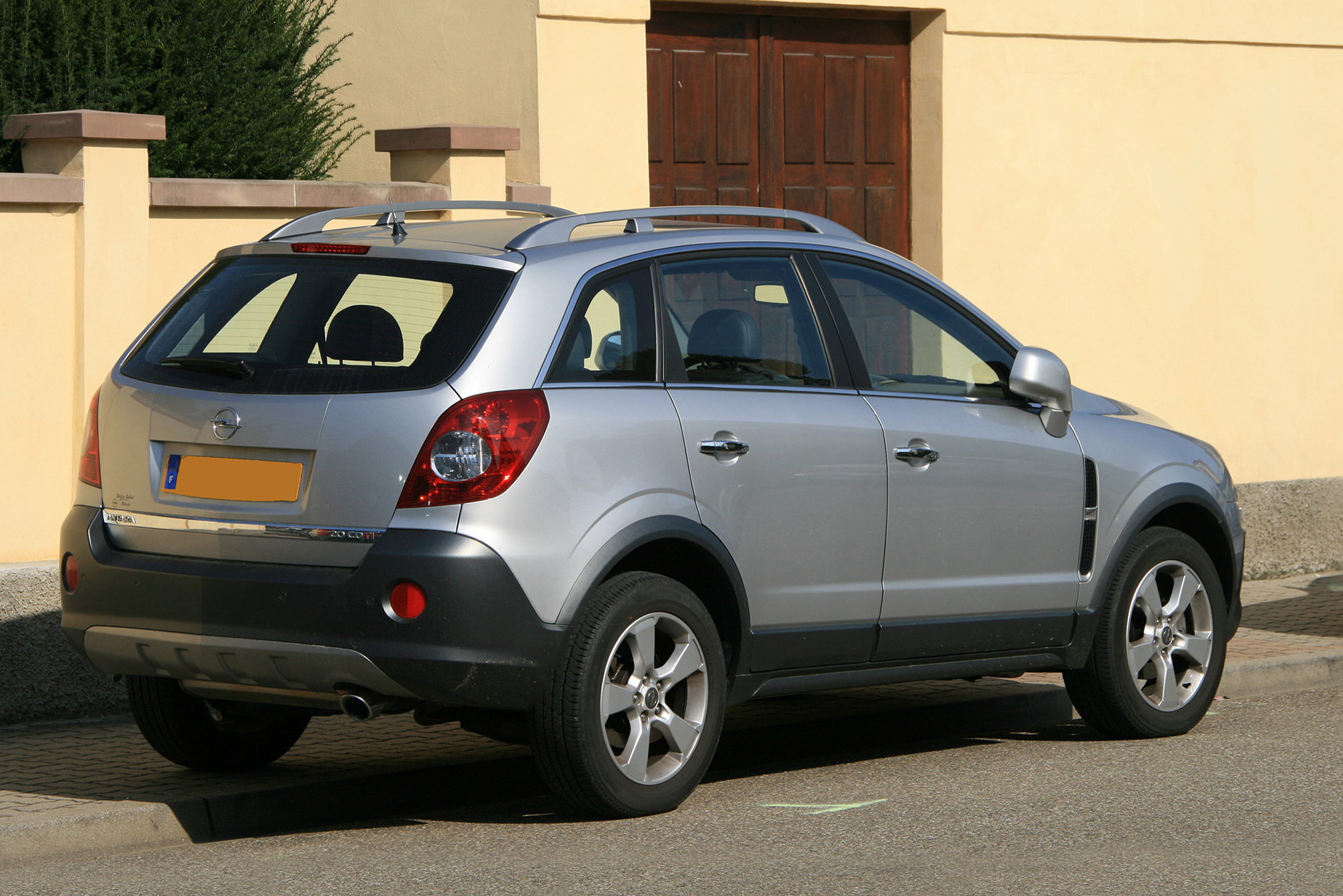 Opel Antara