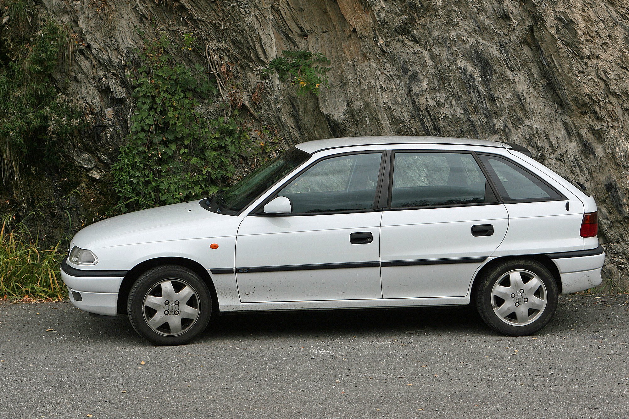 Opel Astra F