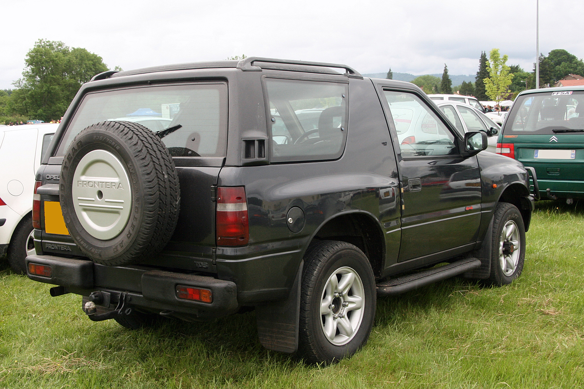 Opel Frontera A