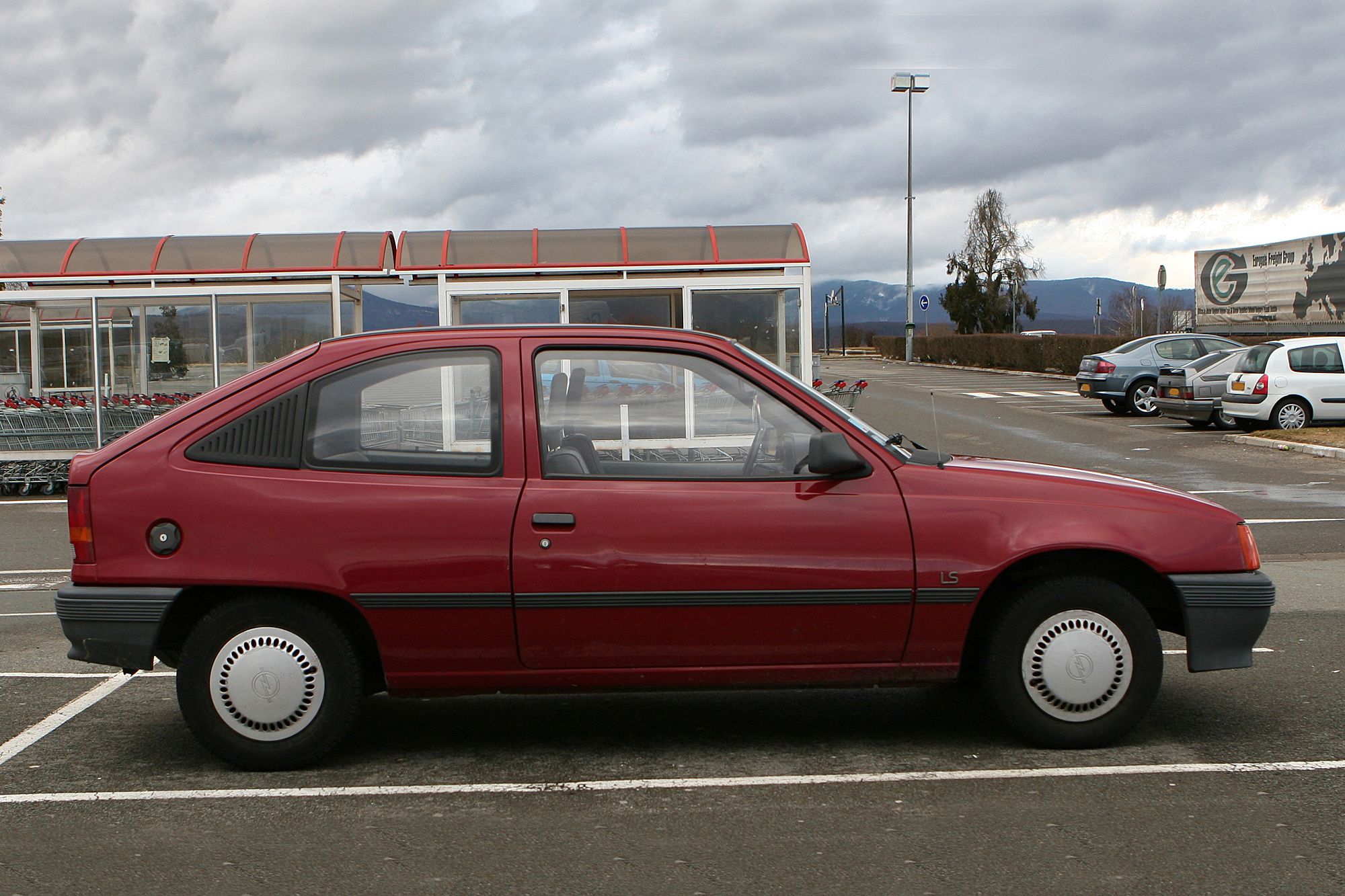 Opel Kadett E phase 1