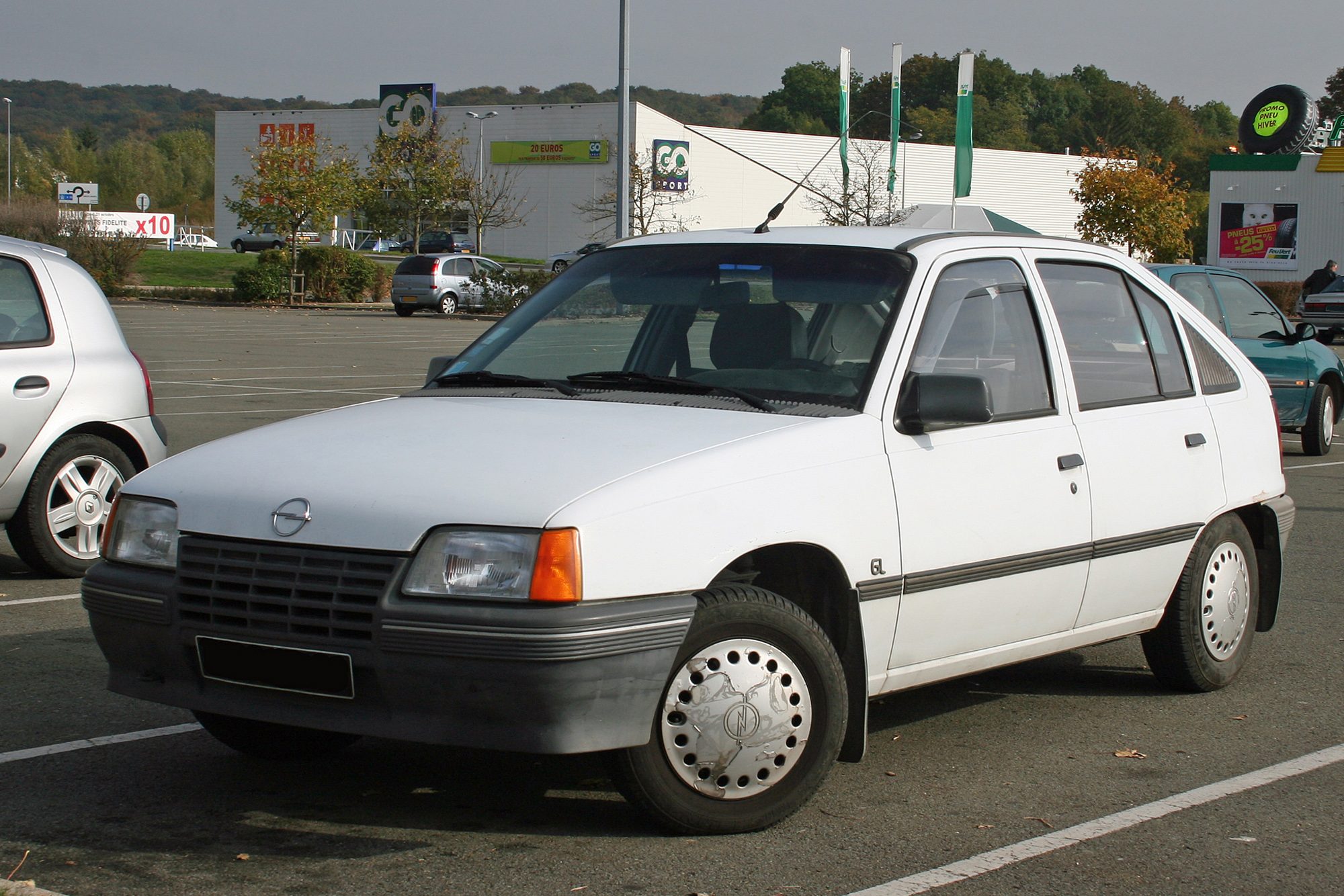 Opel Kadett E phase 1