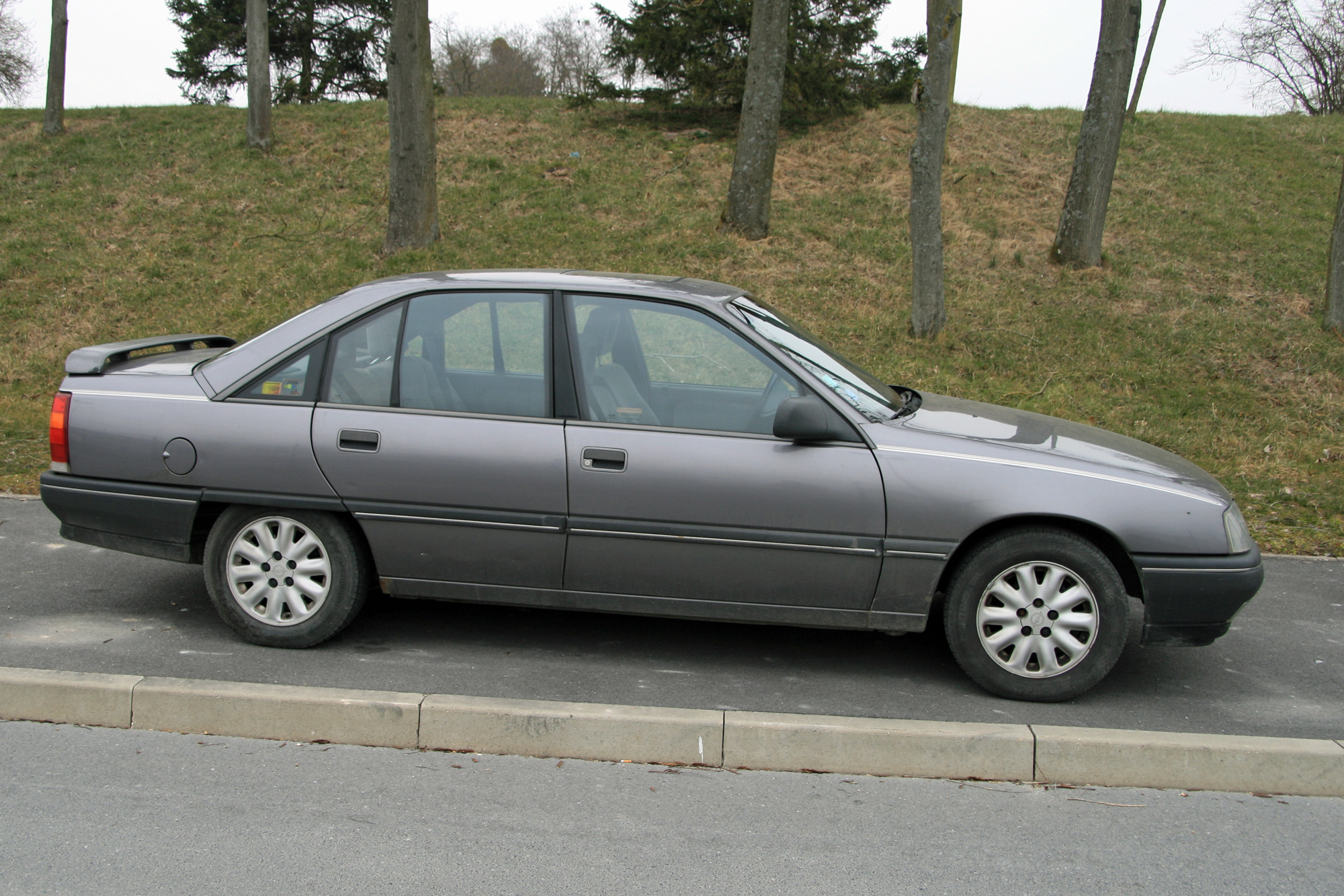 Opel Omega A