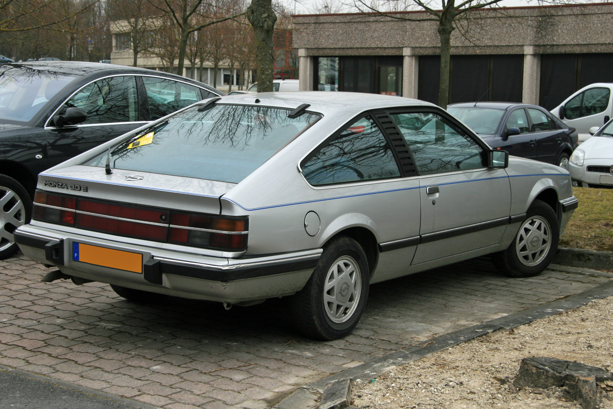 Opel Monza A2