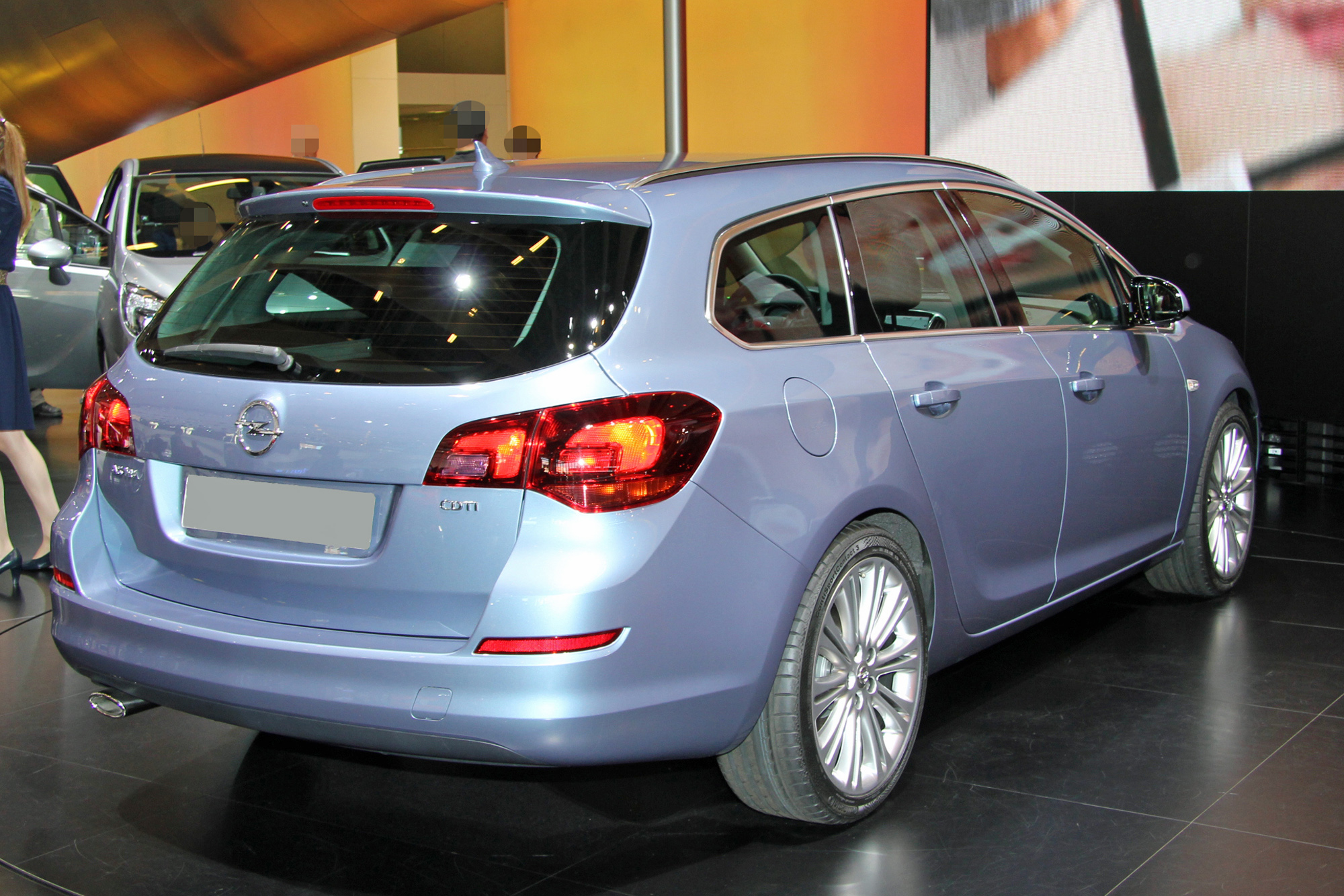 Opel Astra J