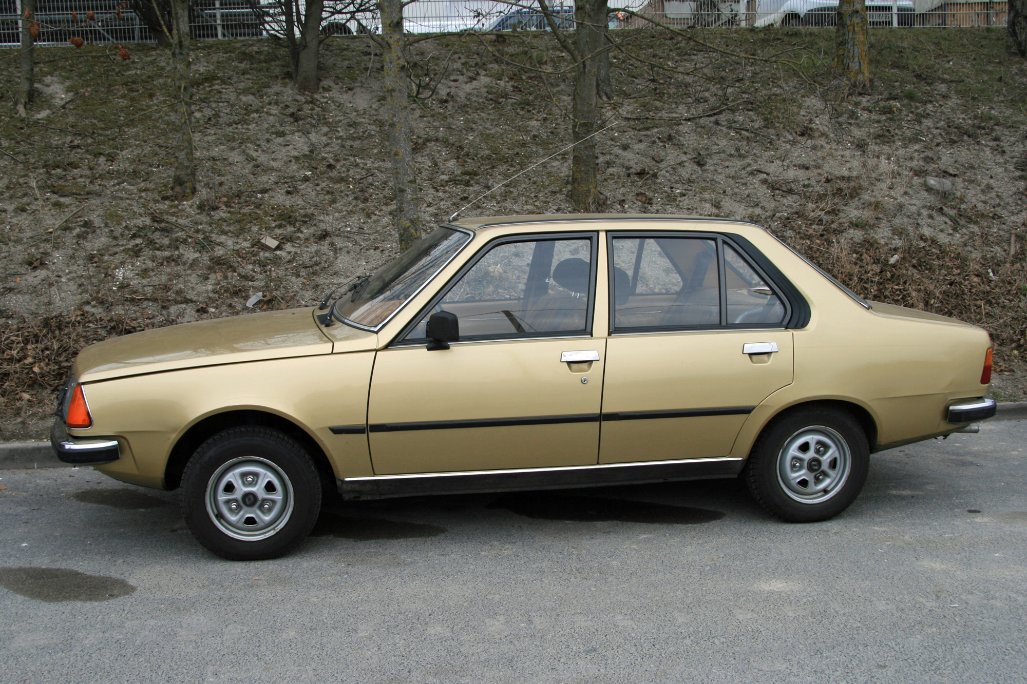 Renault 18