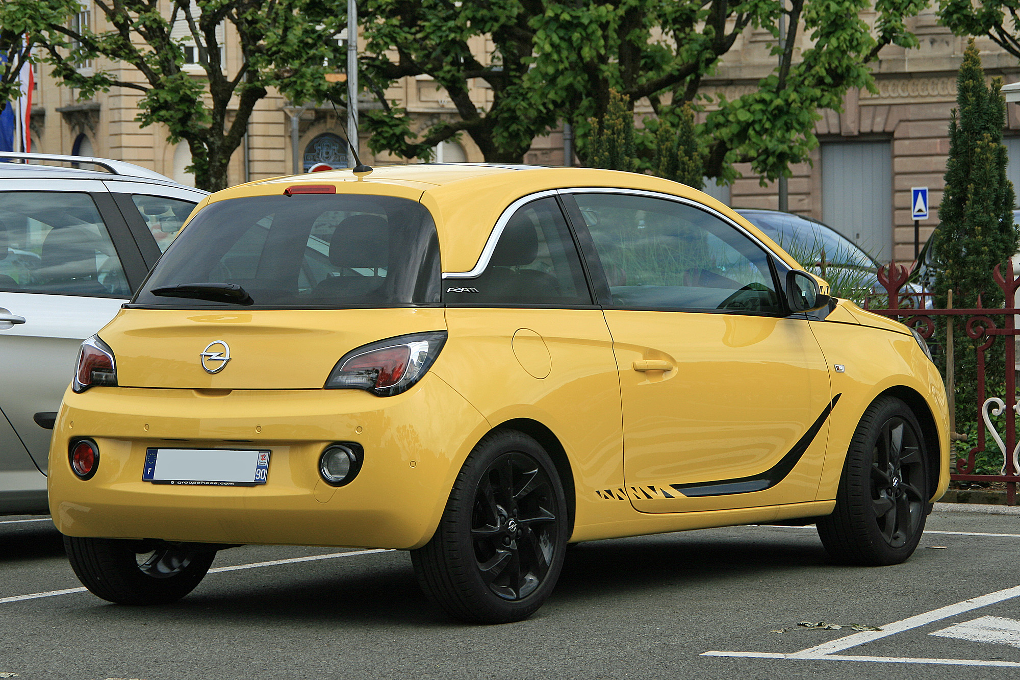 Opel Adam