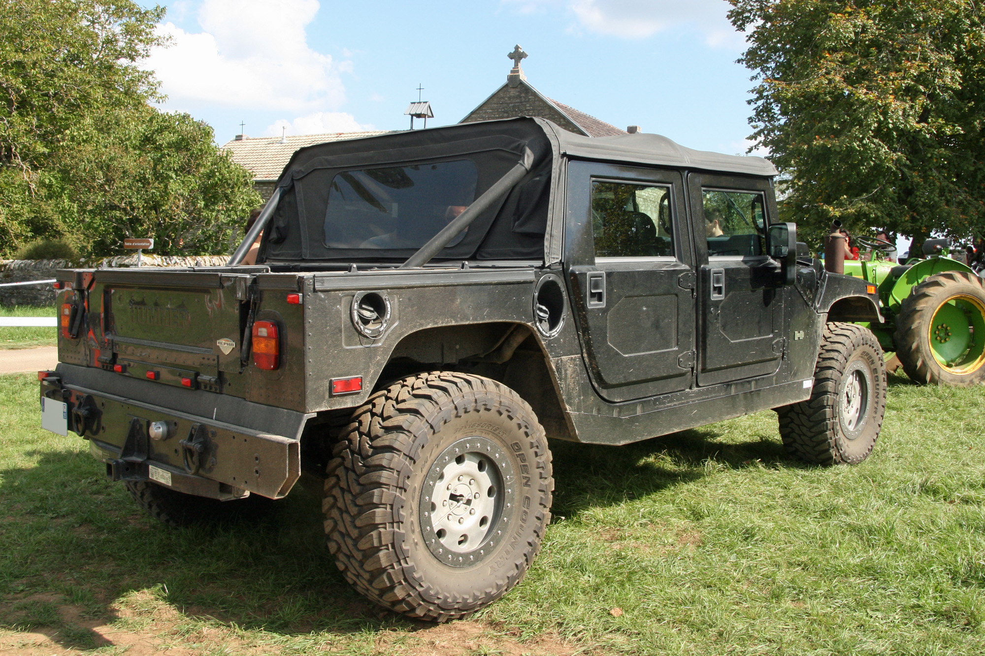 Hummer H1