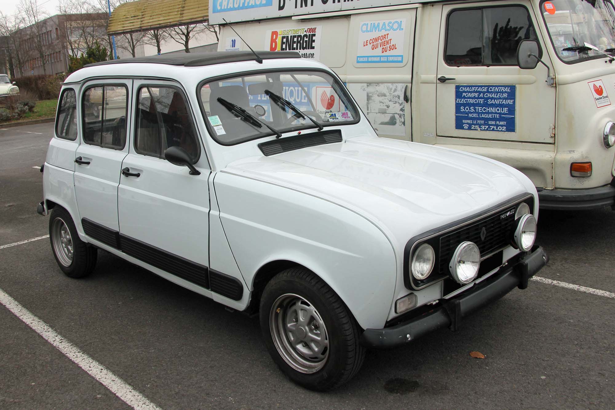 Renault 4 phase 3