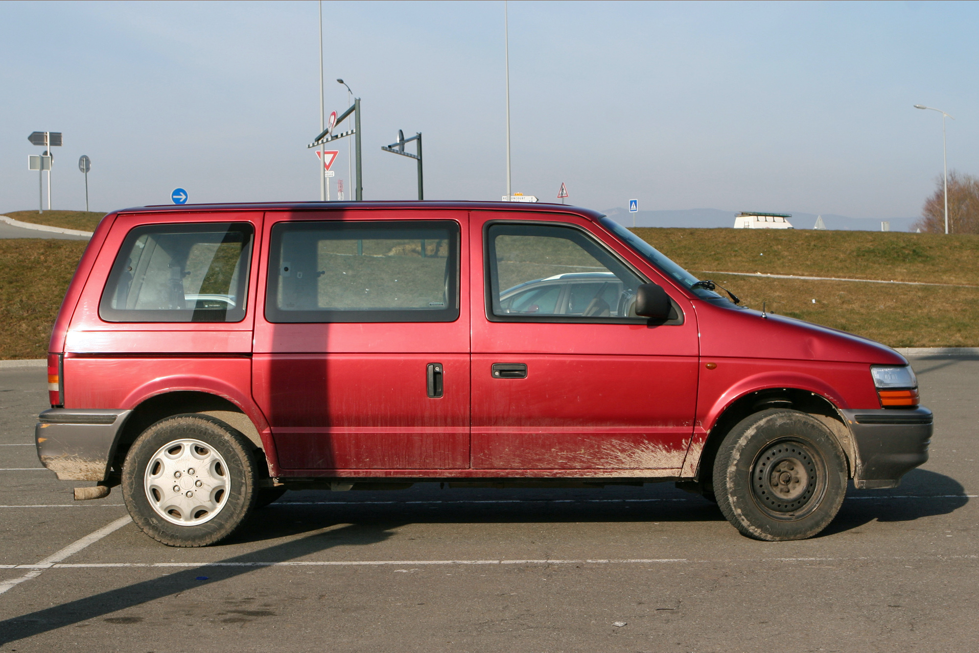 Chrysler  Voyager 2