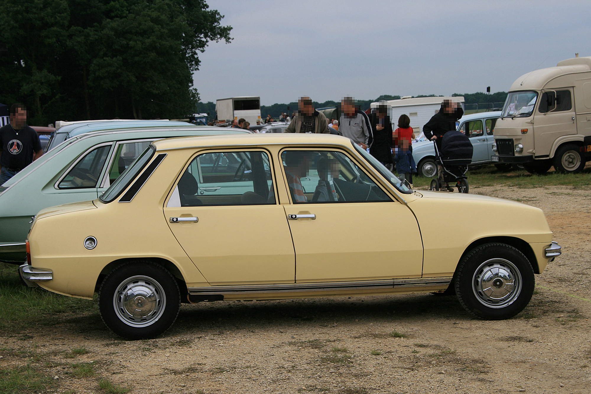 Renault 7 