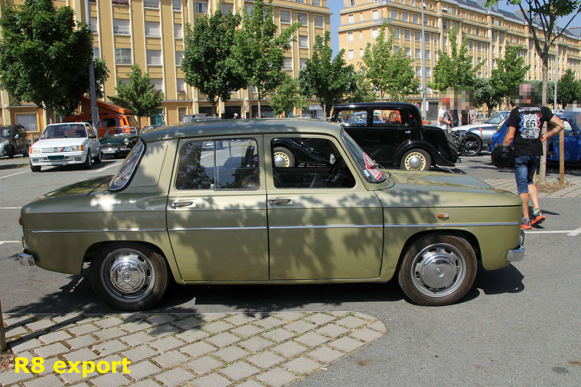 Renault 8