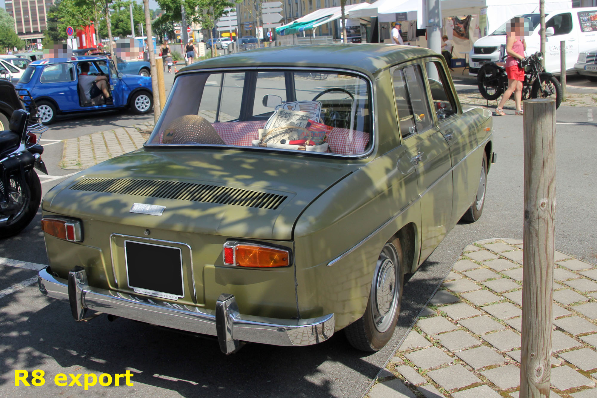 Renault 8