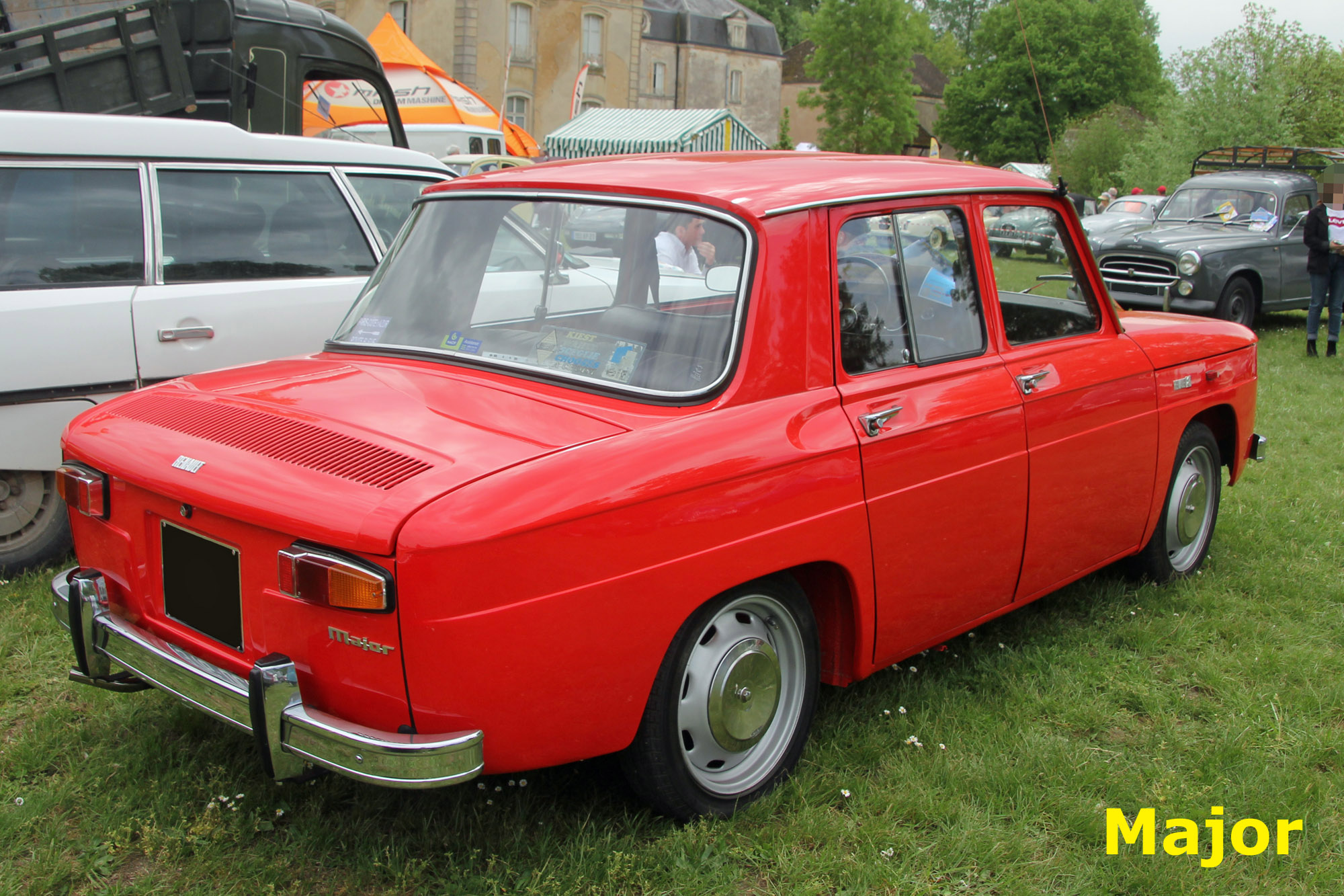 Renault 8