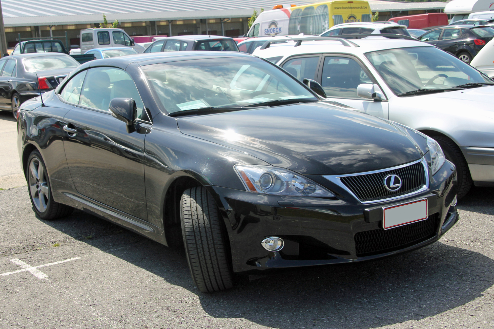 Lexus IS coupé cabriolet