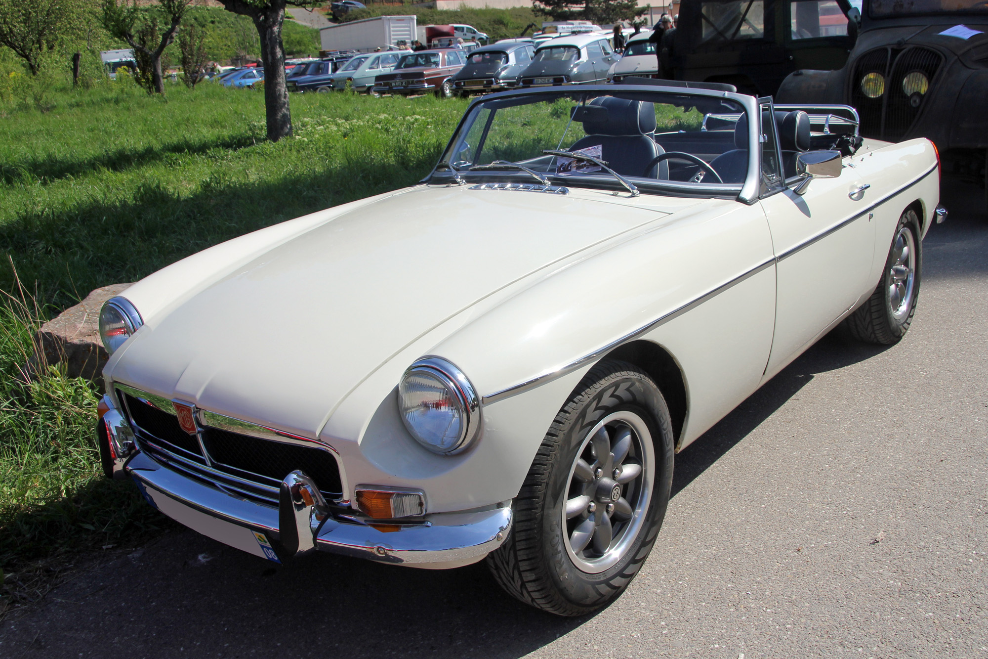 Description Du Véhicule Mg Mgb Gt Encyclopédie Automobile