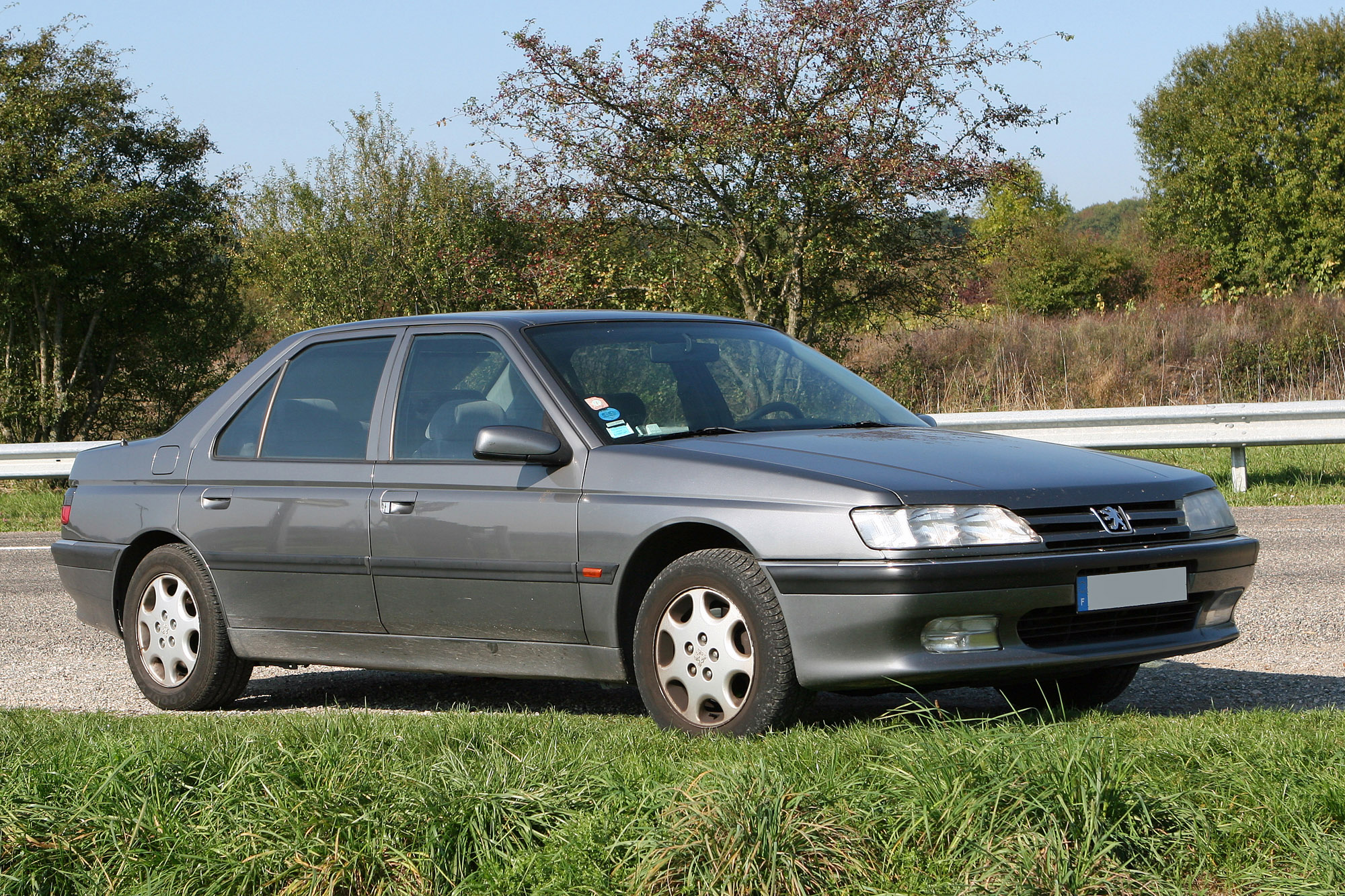 Peugeot 605